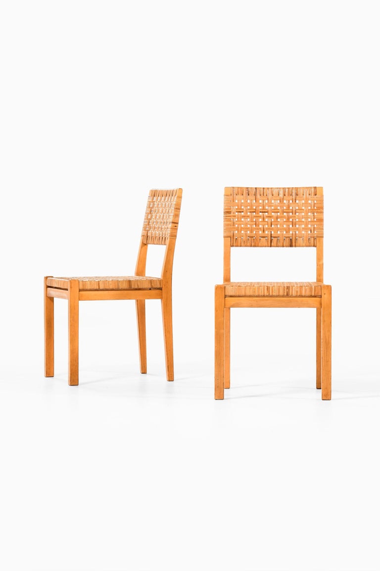 Aino Aalto Dining Chairs Model 615 Produced by Artek in Finland For Sale 1