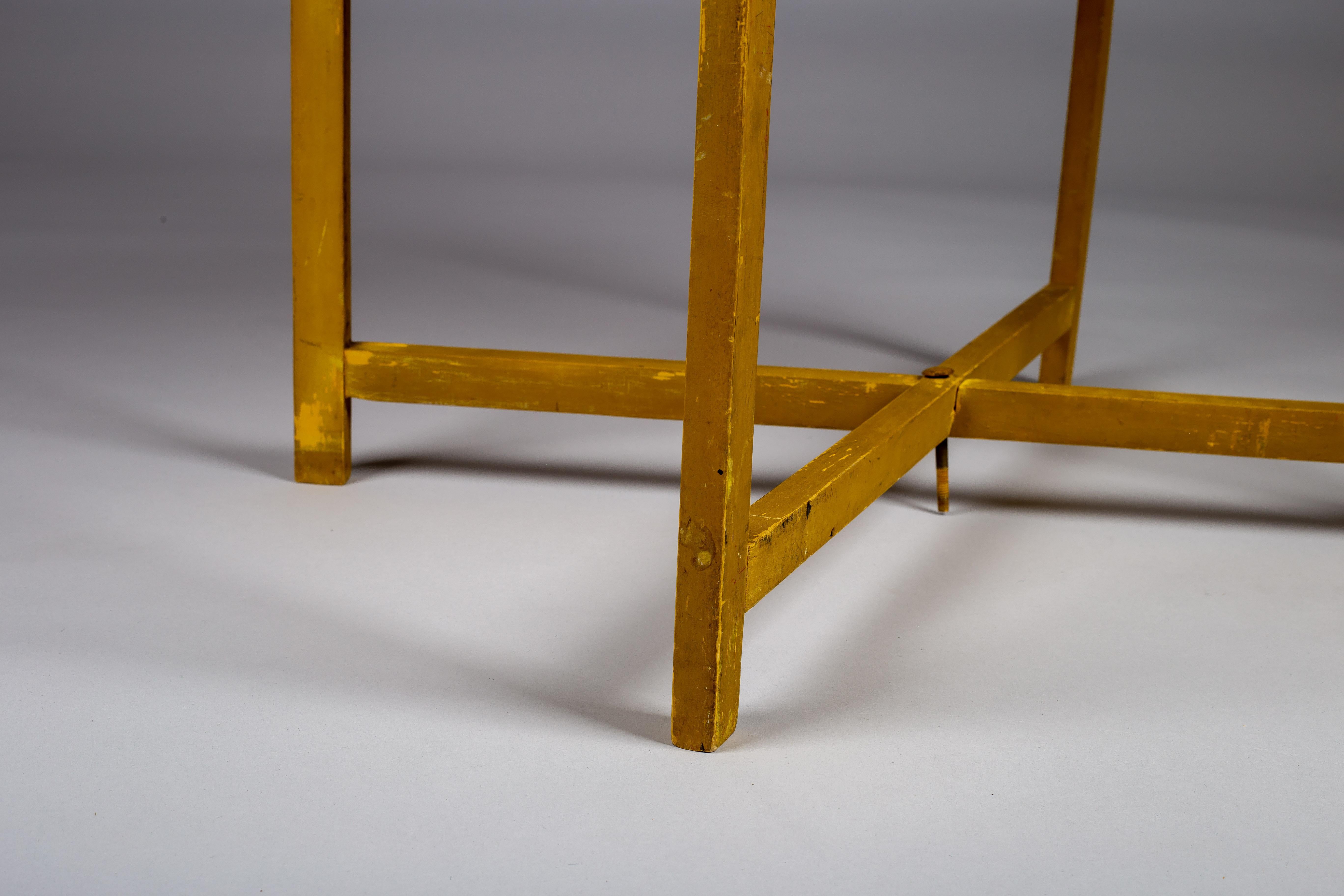 Aino Aalto, rare 1930's foldable tray table, A. Ahlström Oy For Sale 2