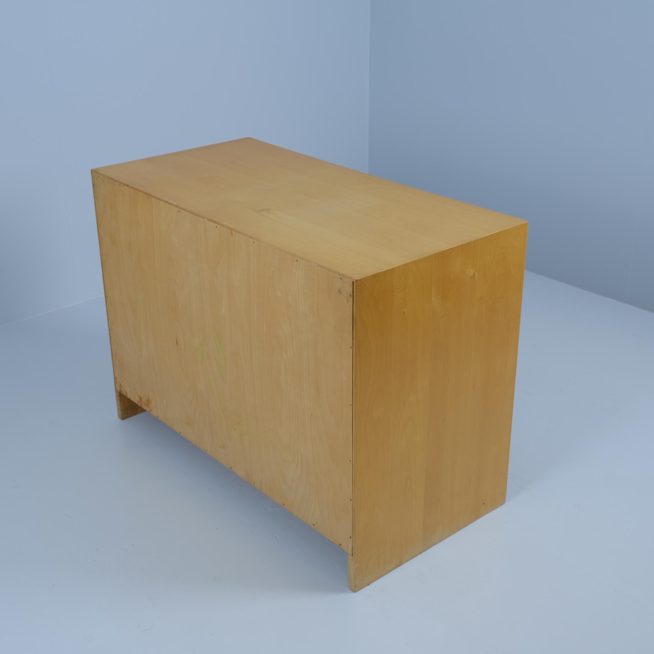 Aino Aalto Sliding Door Cabinet Model 217, in Birch and Teak, Artek 1950s For Sale 2