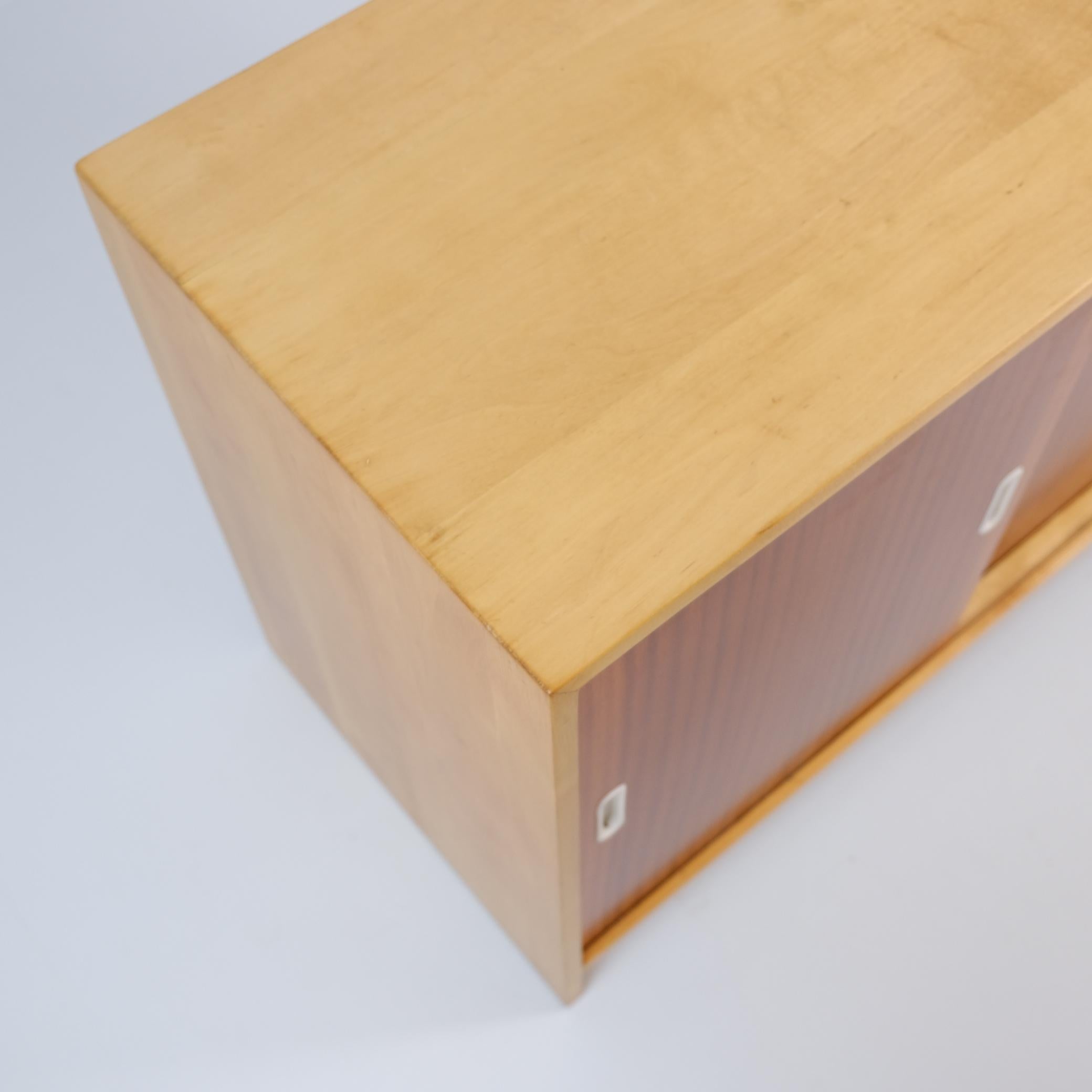 Aino Aalto Sliding Door Cabinet Model 217, in Birch and Teak, Artek 1950s For Sale 4