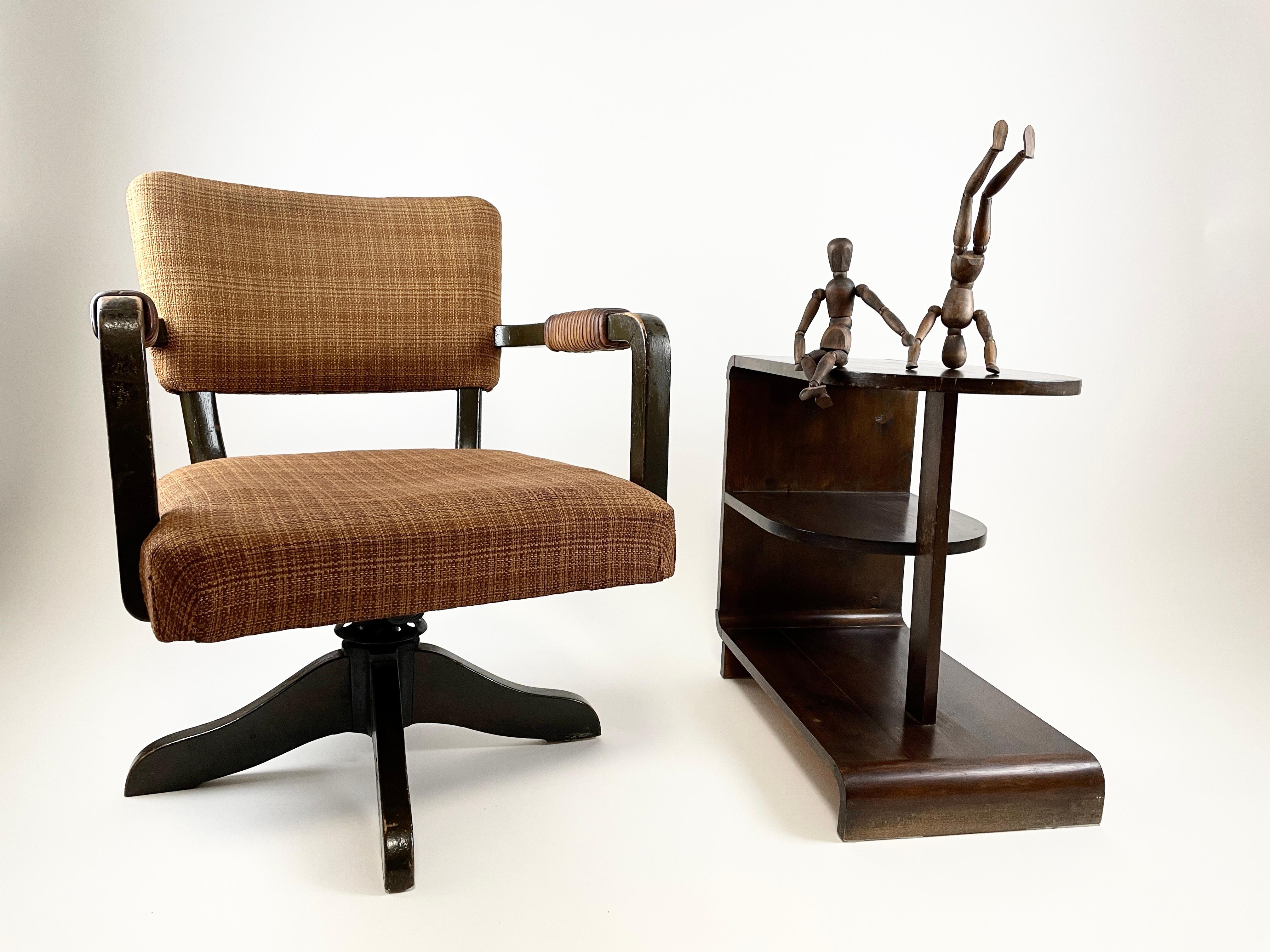 Aino Aalto Swivel Chair, Artek, 1935-1936 In Fair Condition In Espoo, FI