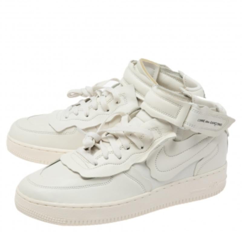 Air Jordan Weißes Leder 12 Retro Fiba High Top Turnschuhe Größe 42,5 im Angebot 1