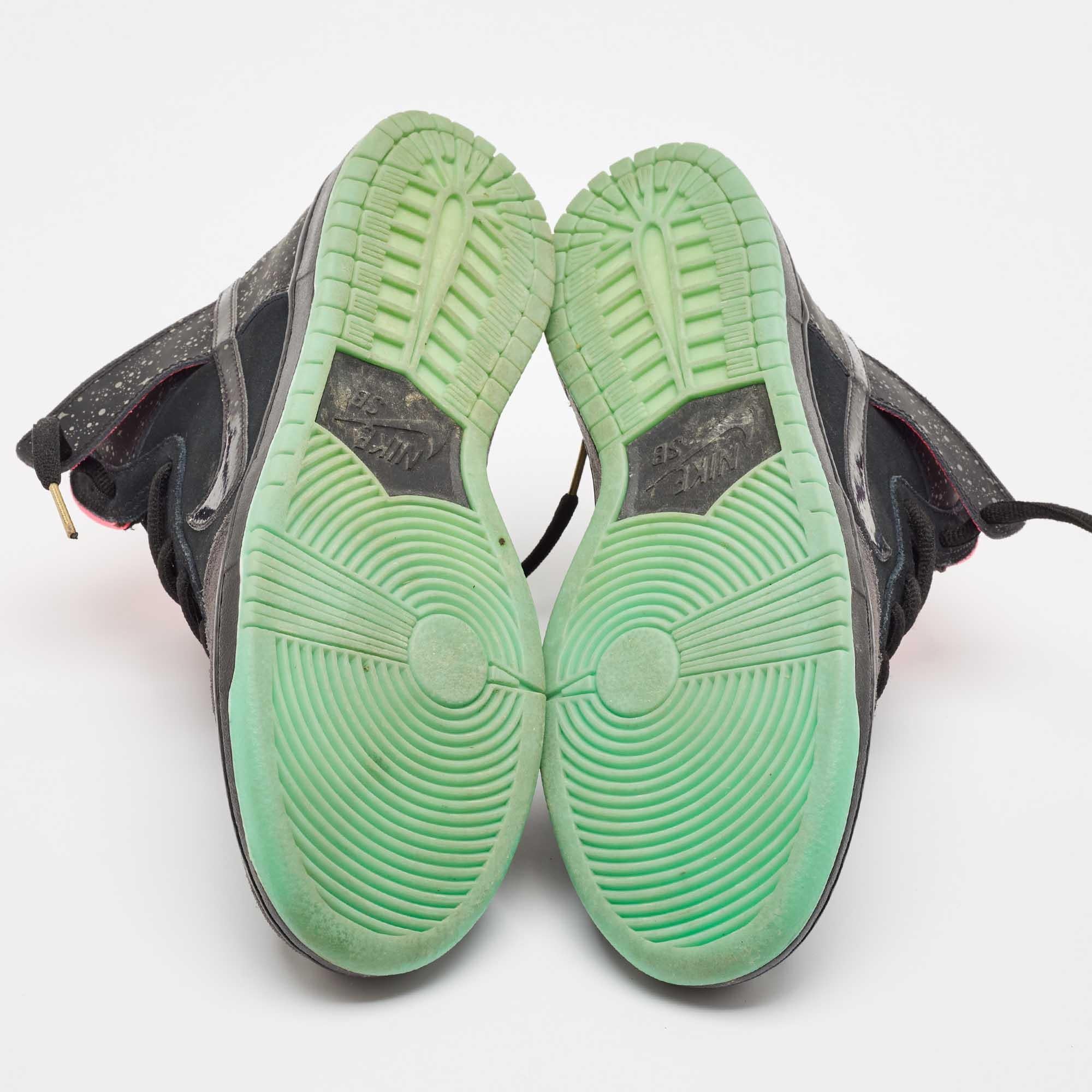 Air Jordans Schwarz/Grau Wildleder High Top Turnschuhe Größe 44 im Angebot 2