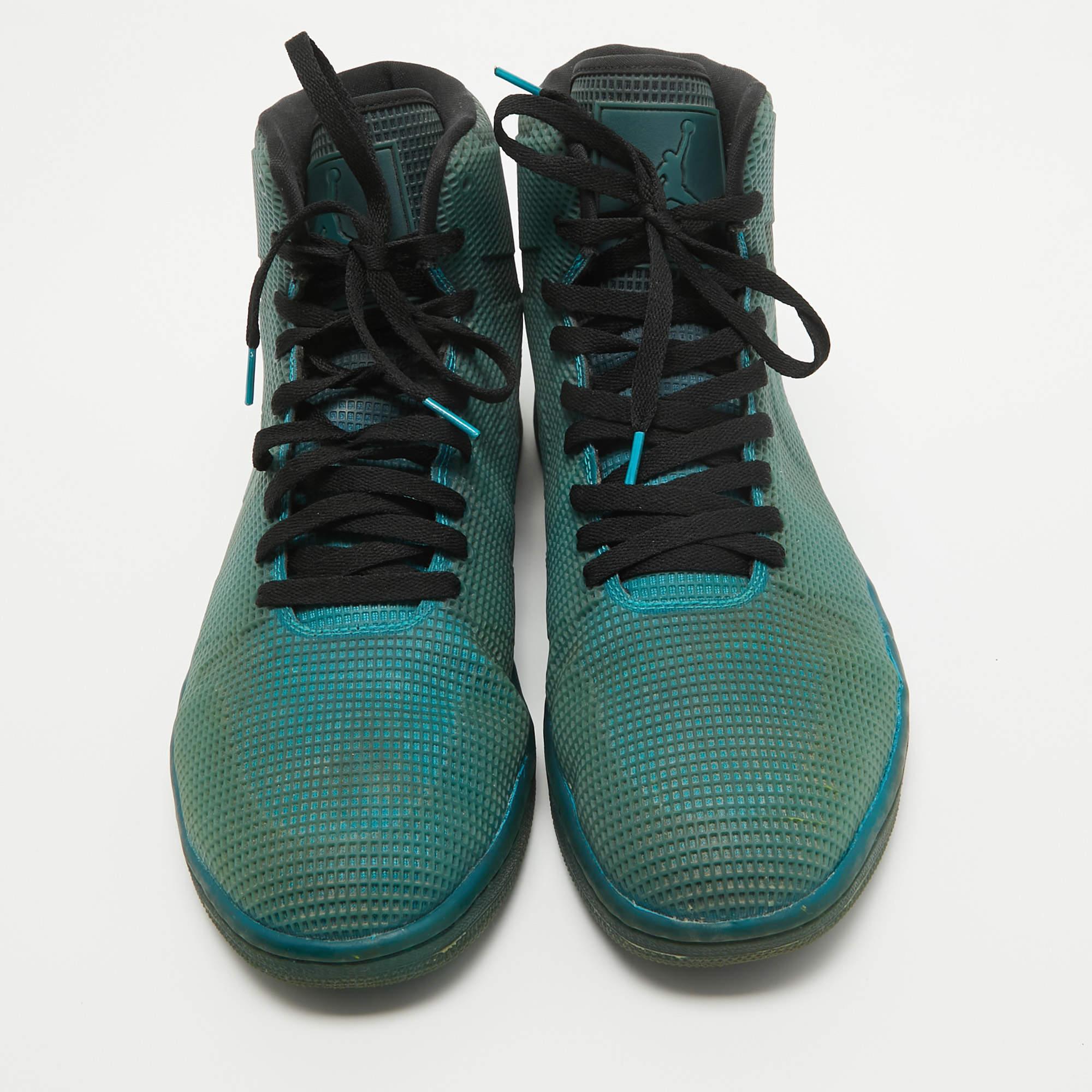 Bleu Air Jordans Jordan 1 Retro 4Lab1 Baskets bleu sarcelle tropicale en caoutchouc vert, taille 47,5 en vente