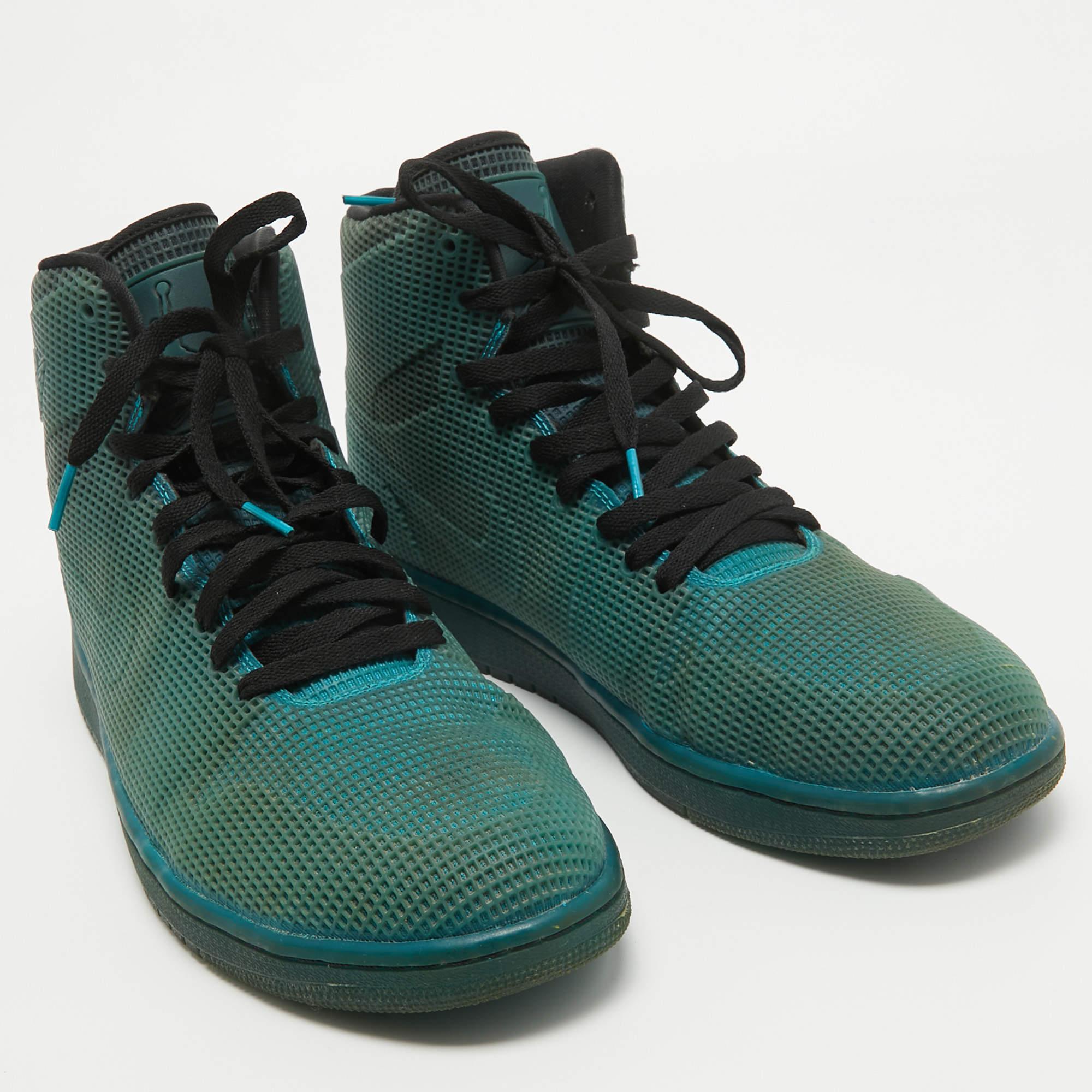 Air Jordans Jordan 1 Retro 4Lab1 Baskets bleu sarcelle tropicale en caoutchouc vert, taille 47,5 Bon état - En vente à Dubai, Al Qouz 2