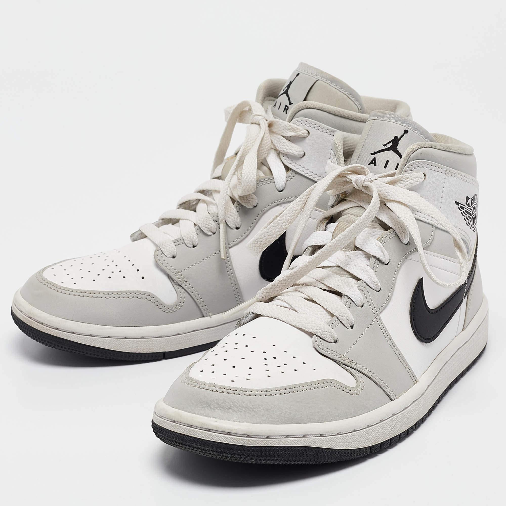 Add a statement appeal to your outfit with these Air Jordans sneakers. Made from premium materials  they feature lace up vamps and relaxing footbeds. The durable sole of this pair aims to provide you with everyday ease.