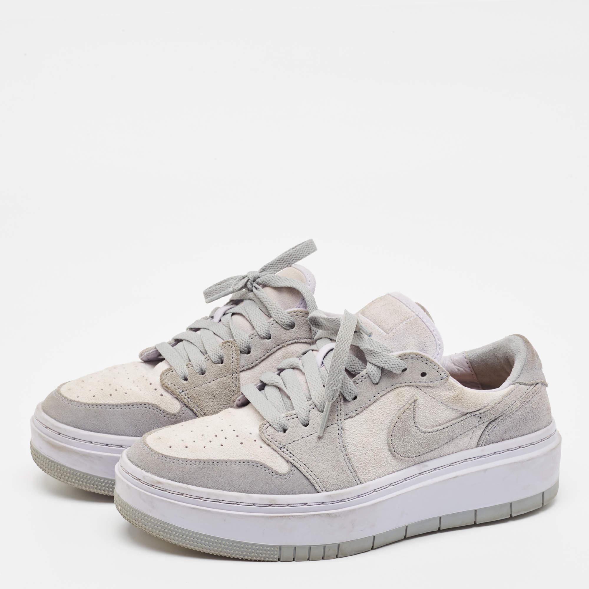 Diese Designer-Sneakers in klassischer Silhouette sind eine nahtlose Kombination aus Luxus, Komfort und Stil. Diese Sneaker sind mit charakteristischen Details und bequemen Innensohlen ausgestattet.