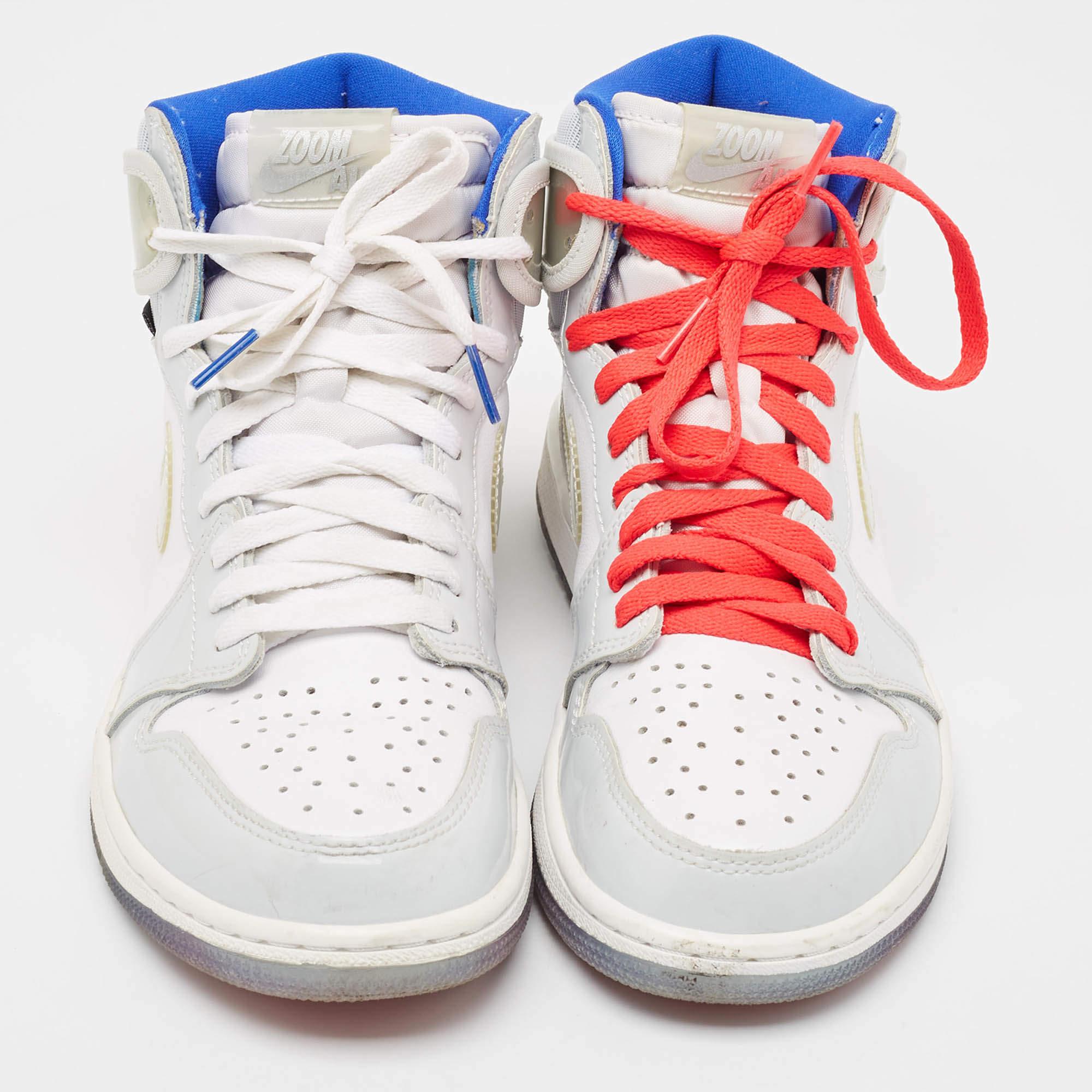 Grigio Air Jordans Pelle Jordan 1 Retro High Zoom White Racer Blue Scarpe da ginnastica Taglia 41 in vendita