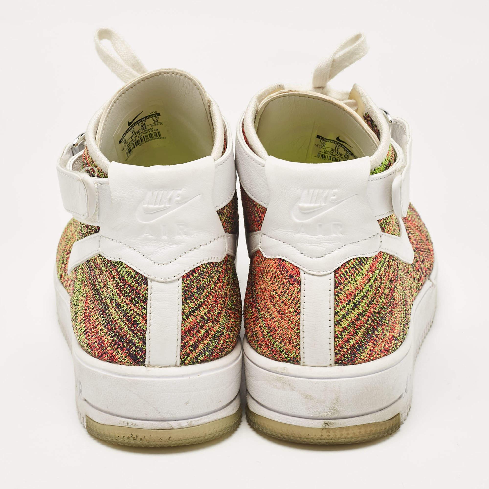 Air Jordans Air Force High Top Turnschuhe aus mehrfarbigem Stoff und Leder Air Force-Stoff, Größe 46 Herren im Angebot