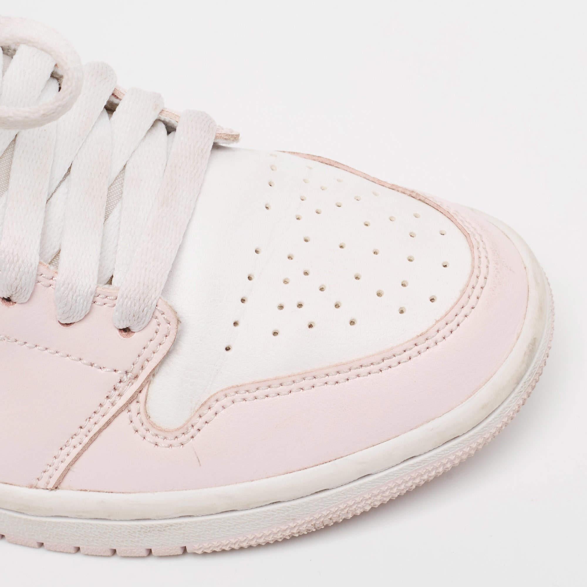 Air Jordans Rosa/Weiß Leder Jordan 1 Mid Barely Rose Turnschuhe Größe 38 3