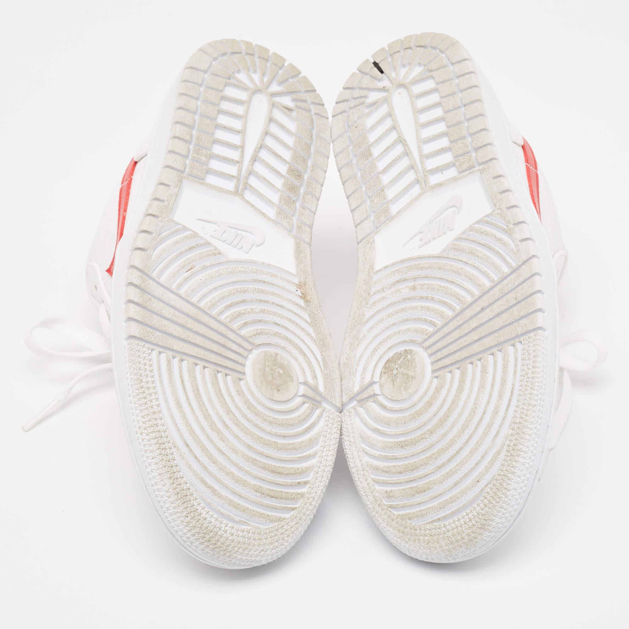 Air Jordan Bianco/Rosso Pelle Air Jordan 1 Bianco Rosso Scarpe da ginnastica Taglia 37,5 in vendita 1