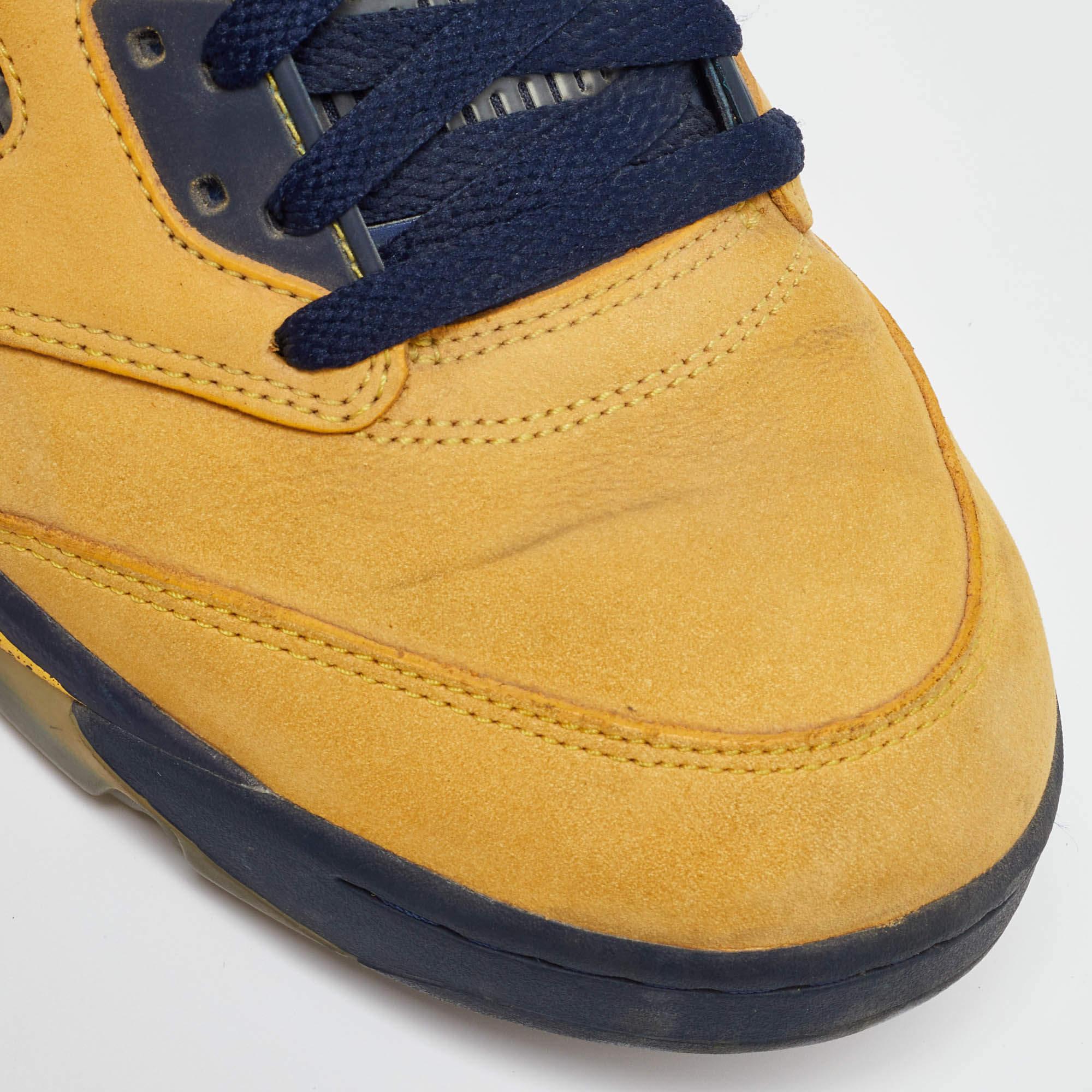 Air Jordans Yellow Nubuck Leather Jordan 5 Retro Michigan Sneakers Size 45.5 For Sale 4