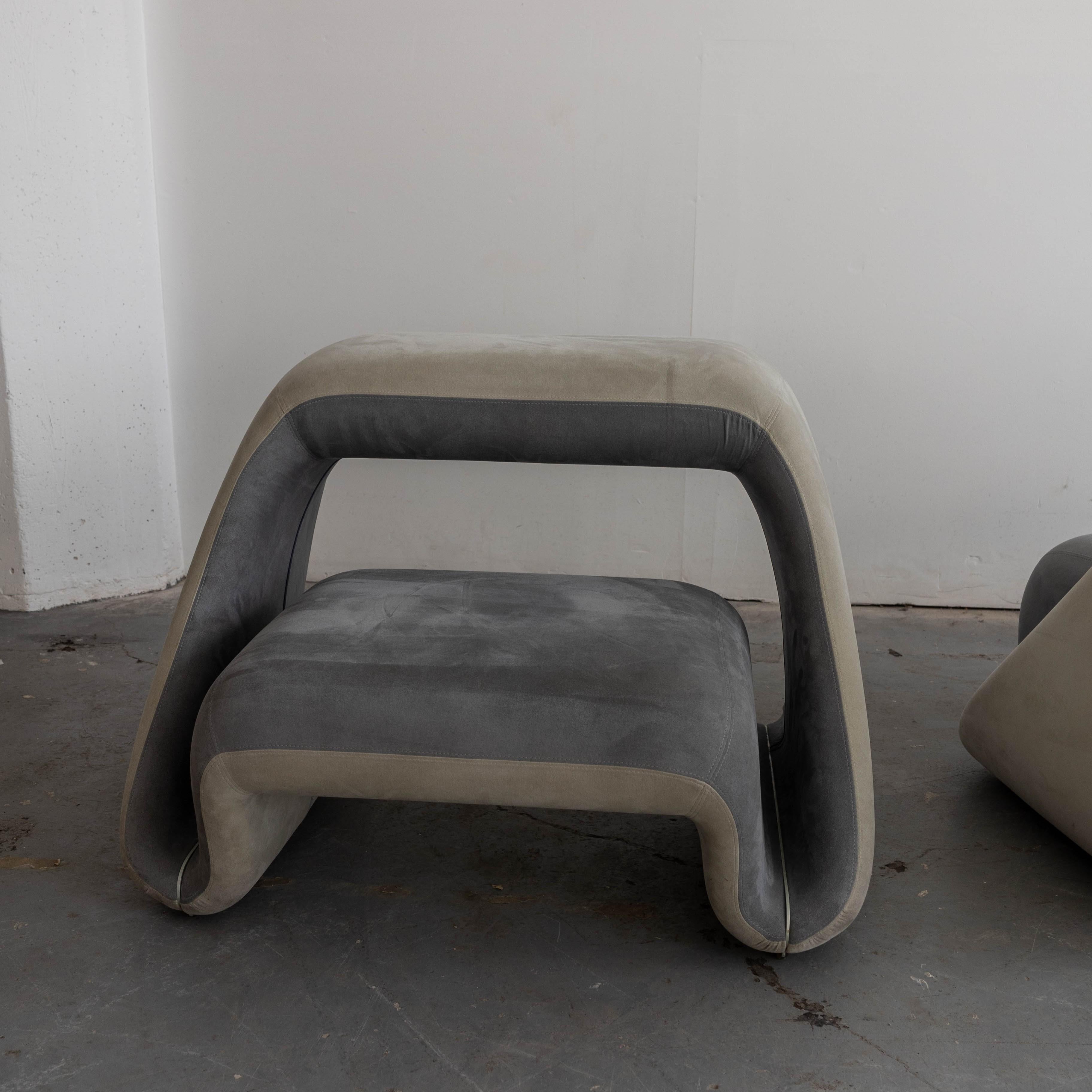 Air Lounge Chairs by Fabio Novembre In Good Condition In Chicago, IL