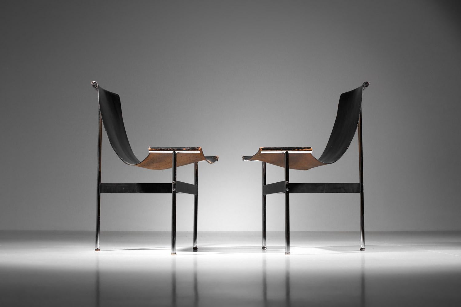 Italian air of William Katavolos chairs for ICF Milano in black leather and chrome For Sale