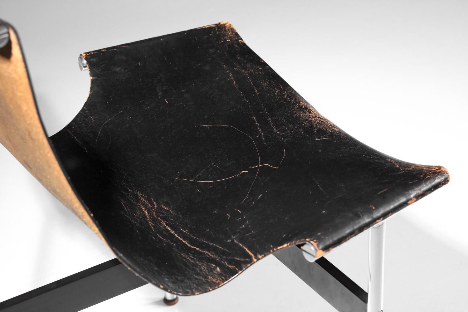 Mid-20th Century air of William Katavolos chairs for ICF Milano in black leather and chrome For Sale