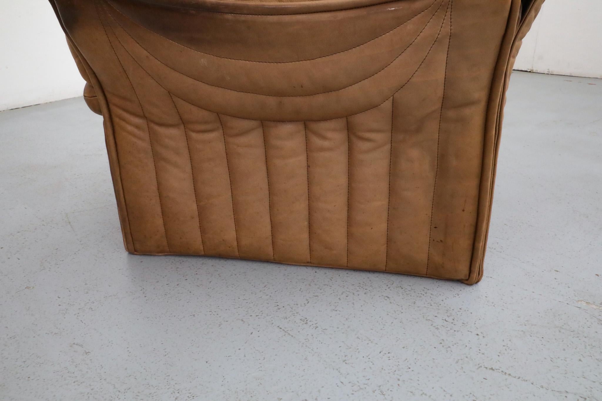Airborne International Lounge Chairs in Natural Leather For Sale 13