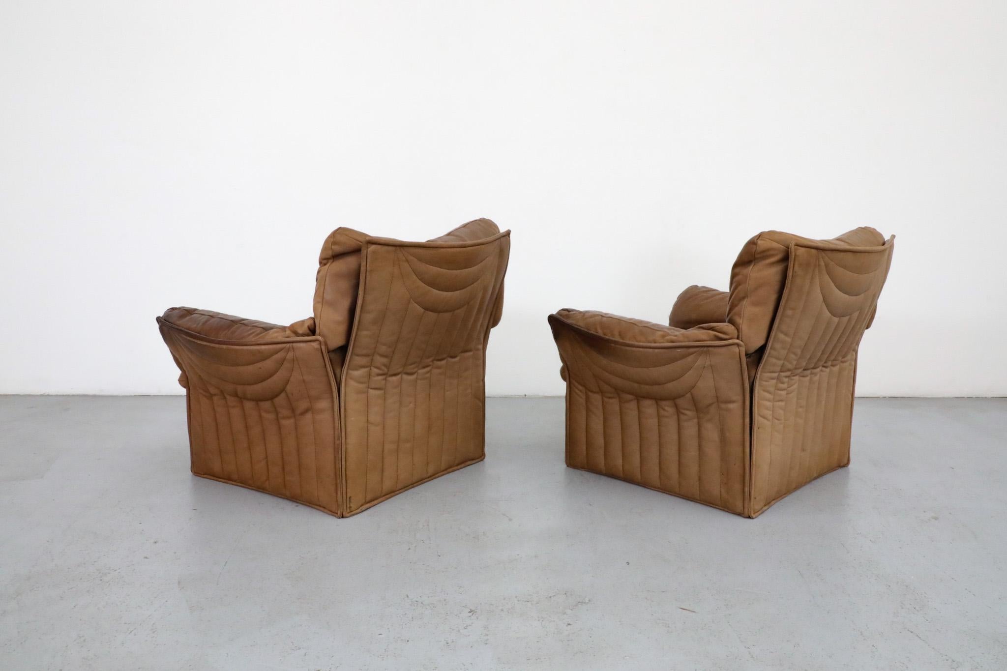 Airborne International Lounge Chairs in Natural Leather In Good Condition For Sale In Los Angeles, CA