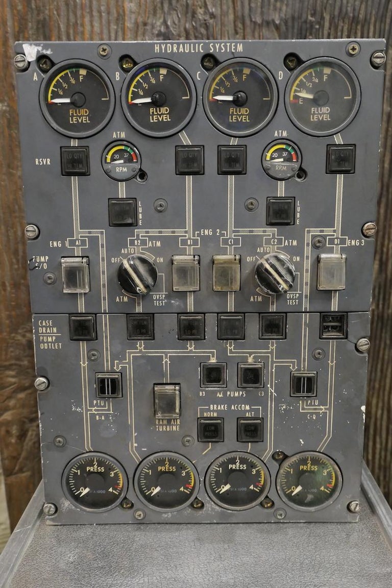 Aircraft L1011 TriStar Lockheed Instrument Panel For Sale at 1stDibs