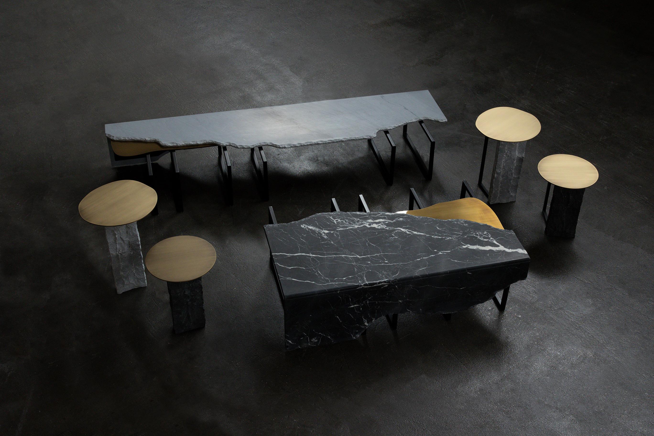 Moderner Aire-Couchtisch, Nero Marquina-Marmor, handgefertigt Portugal von Greenapple im Angebot 7