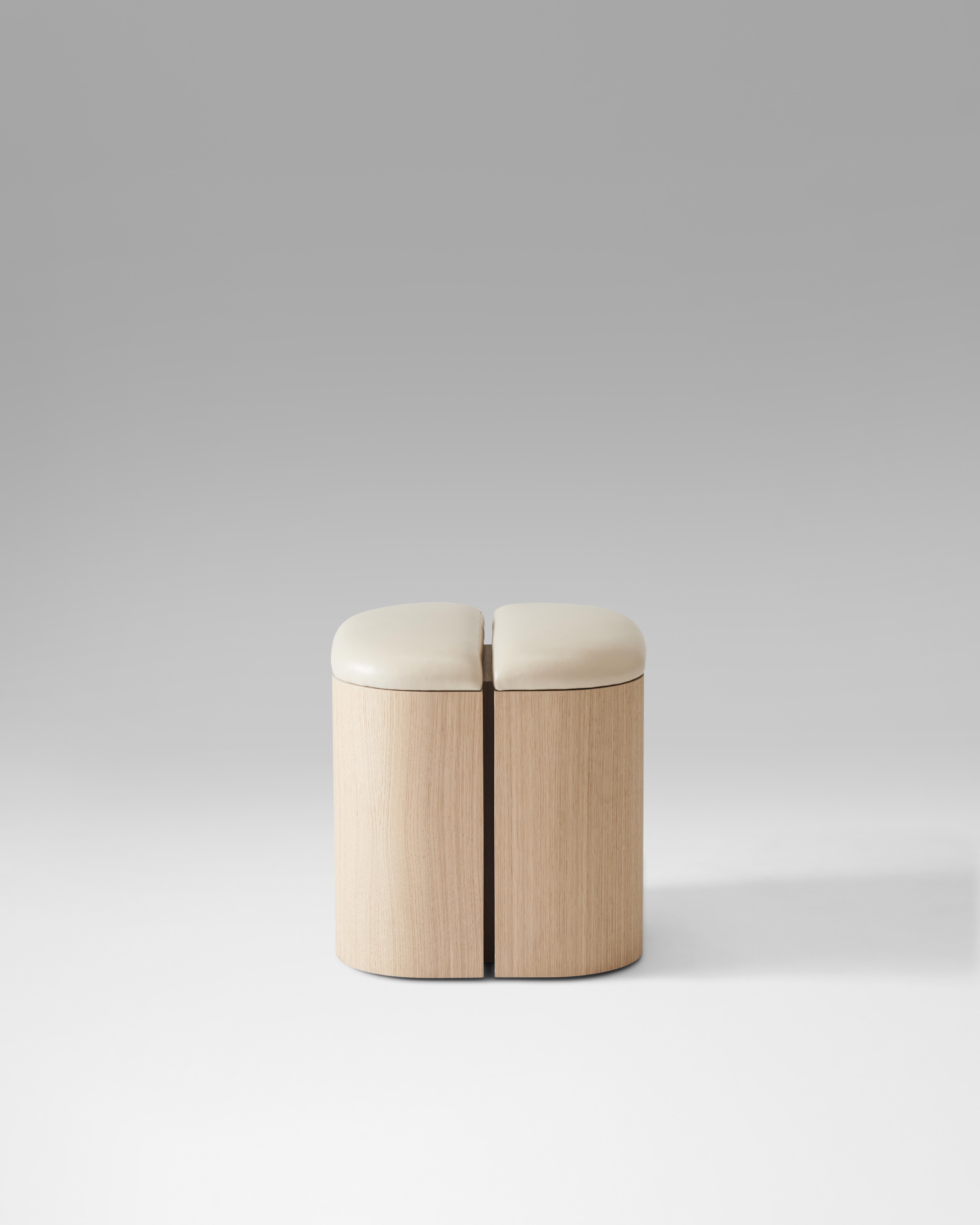 Modern Aire Stool in White Oak and Natural Leather by Estudio Persona For Sale