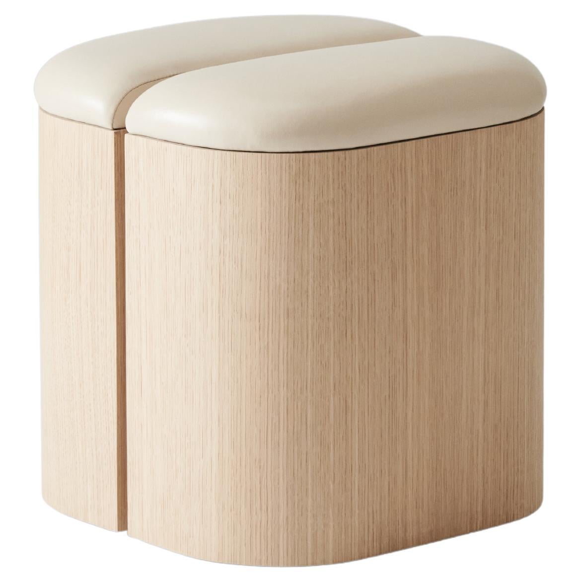 Aire Stool in White Oak and Natural Leather by Estudio Persona For Sale