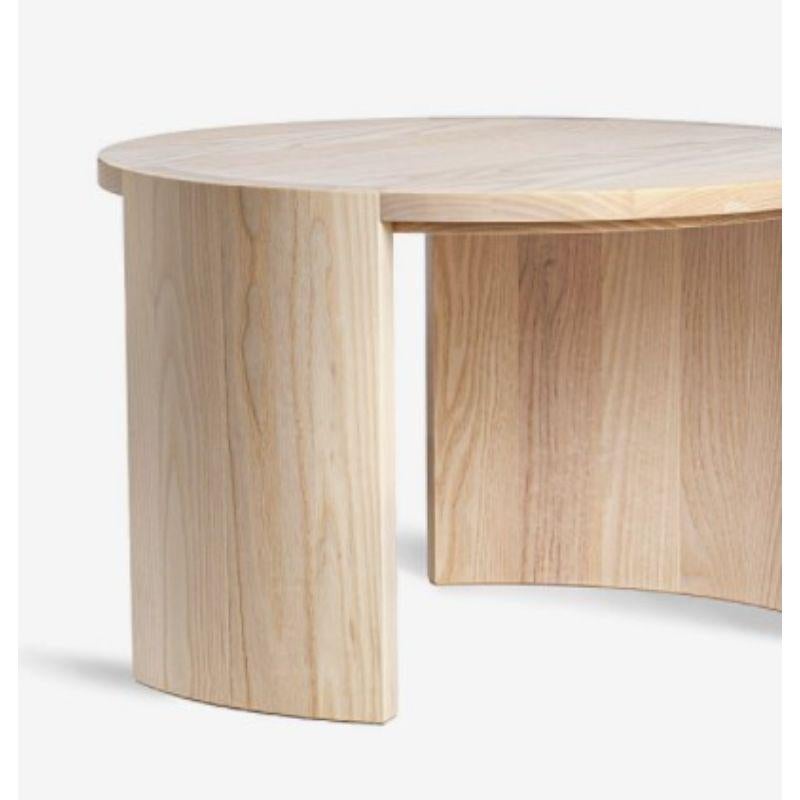 Table de canapé Airisto, frêne naturel par Made by Choice Neuf - En vente à Geneve, CH