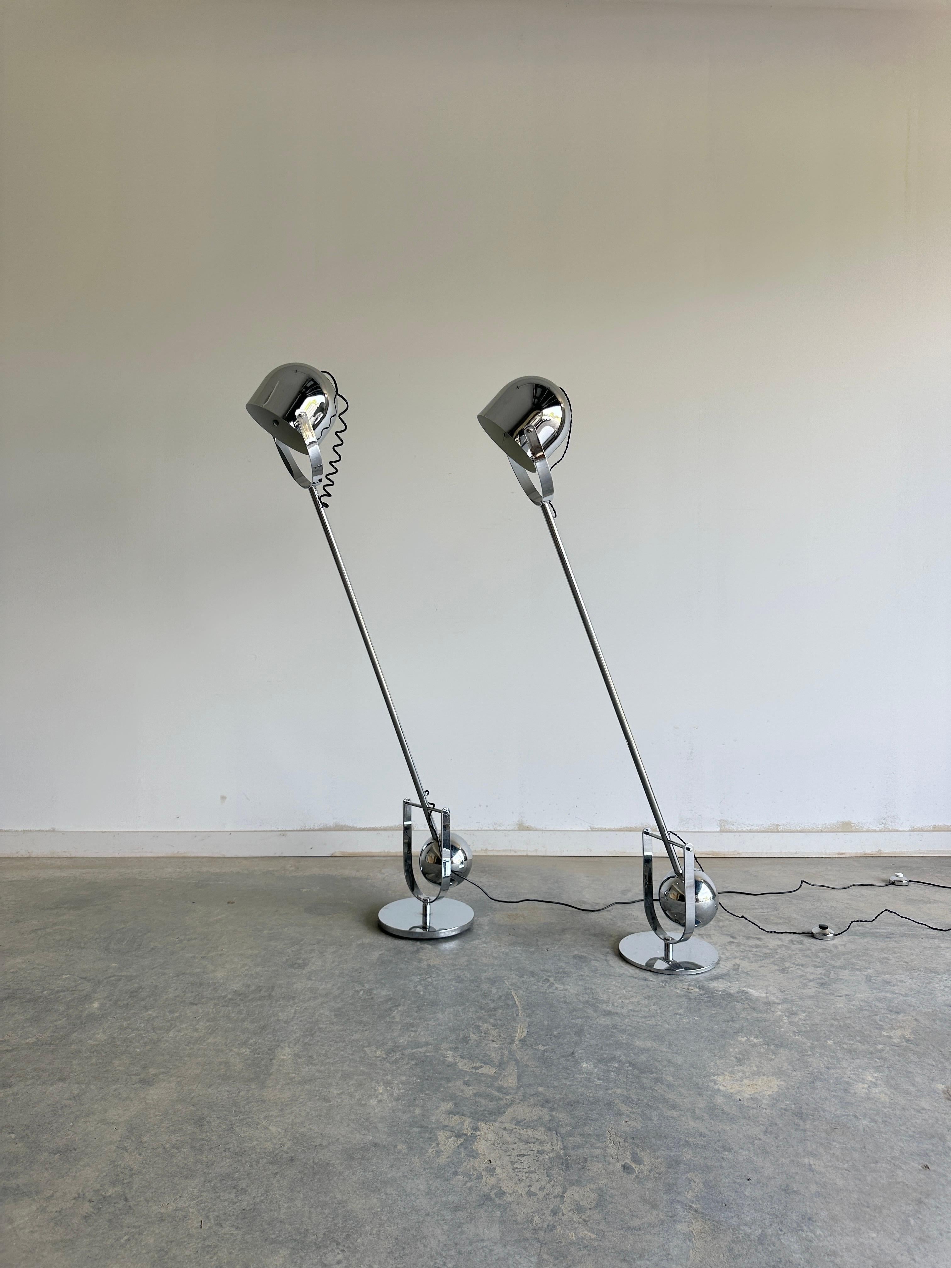 Airone floor lamp by Sergio Asti for Knoll In Good Condition For Sale In Kleinburg, ON