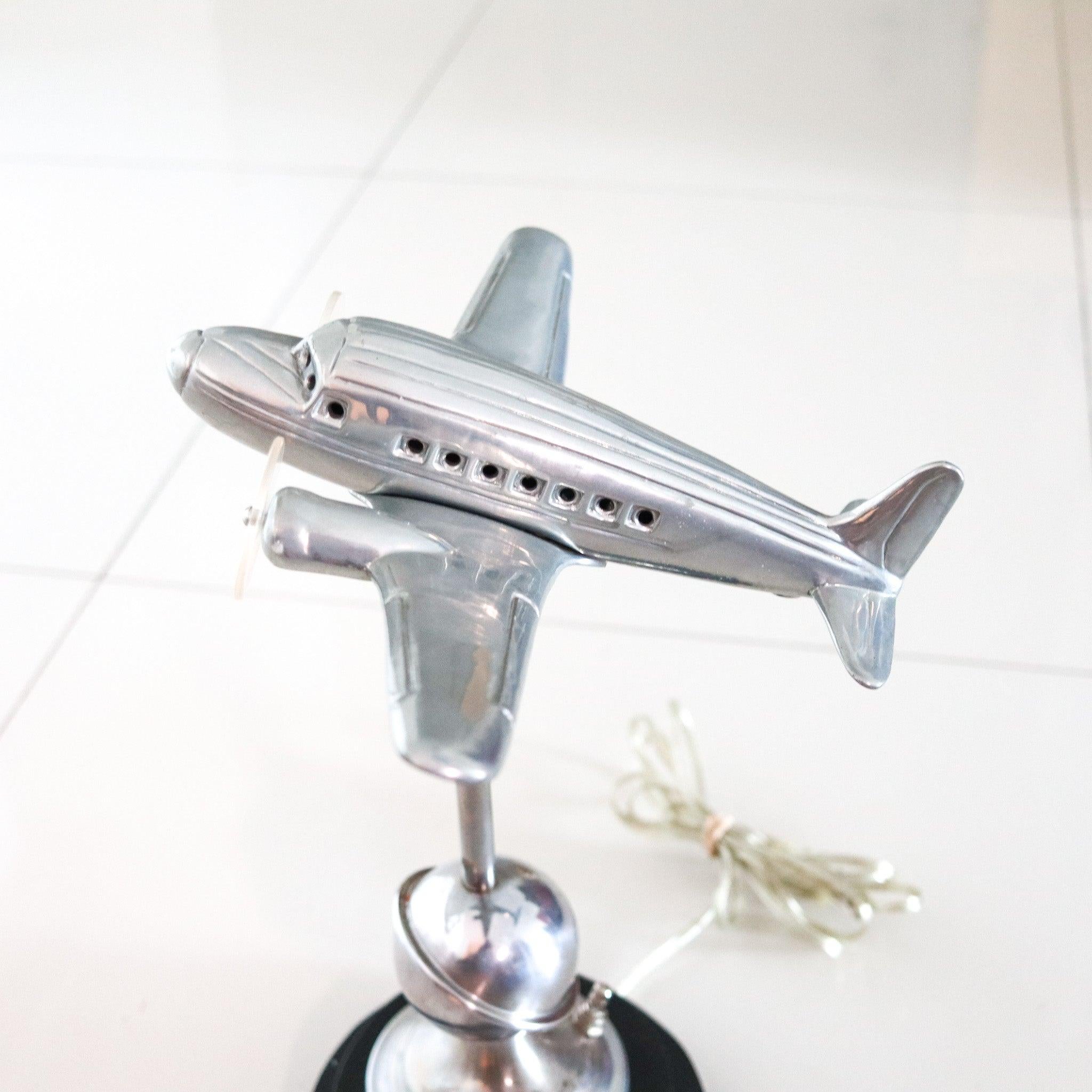 AIRPLANE 1940 Art Deco Desk Table Lamp In Chromed Steel And Clear Lucite 1