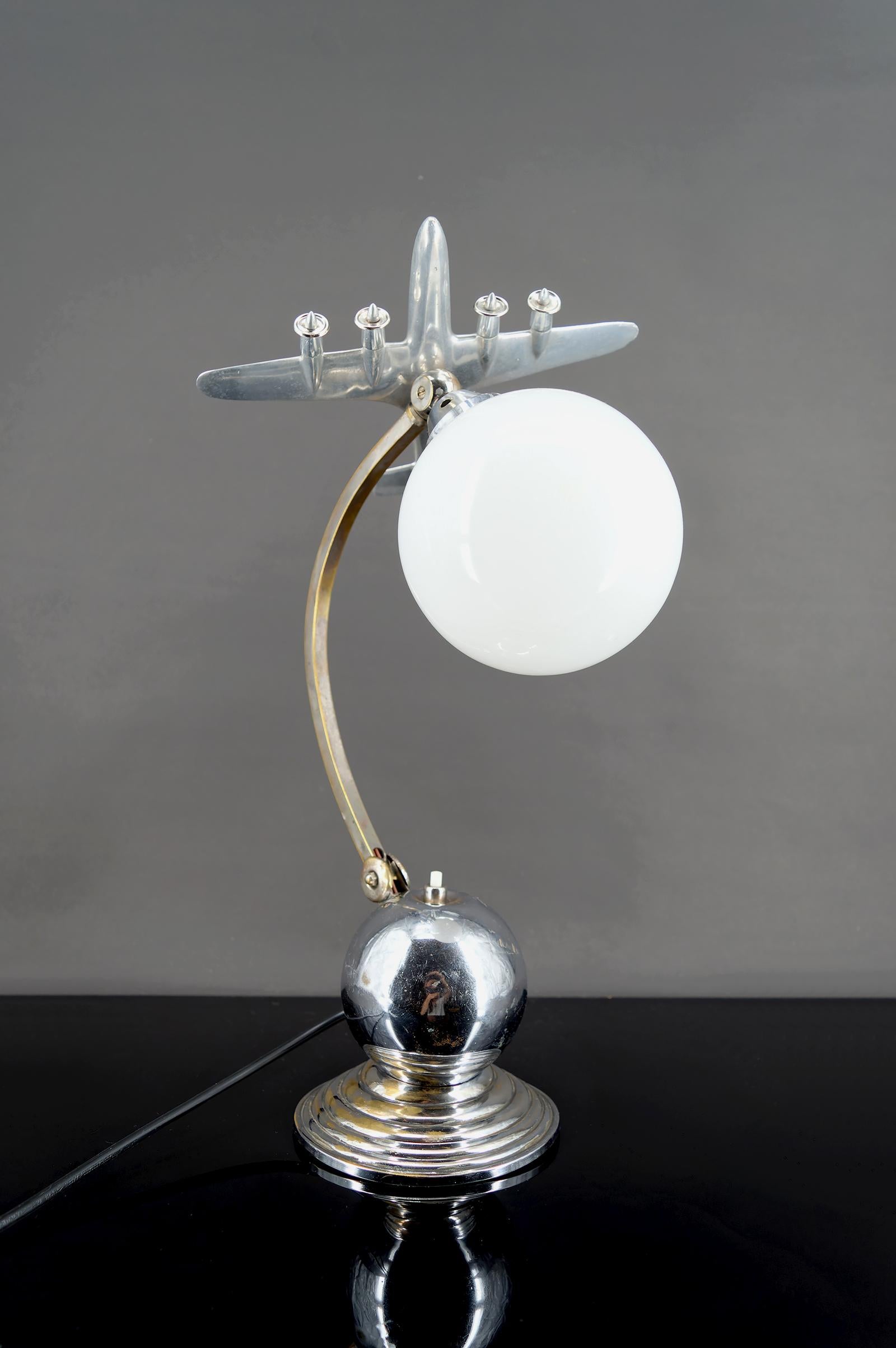 Airplane Lamp, Chrome & Aluminum, Art Deco / Streamline Moderne, Circa 1930 For Sale 2