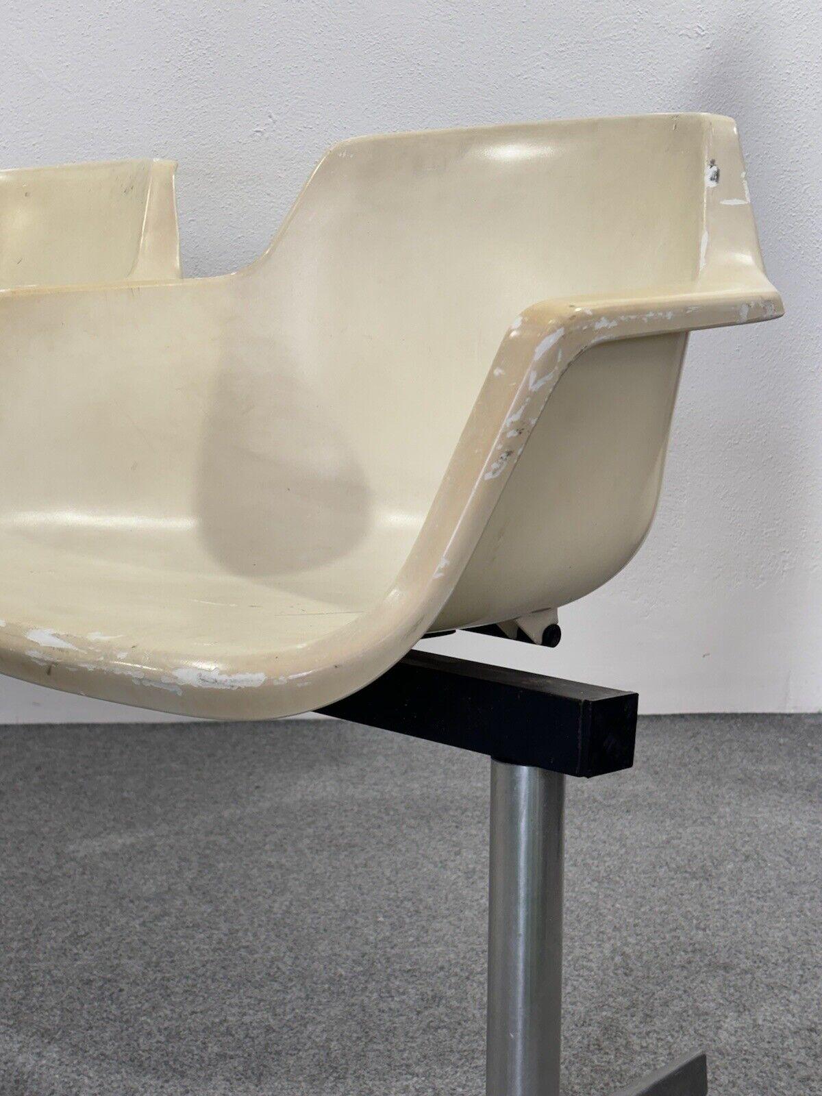 Airport Bench de Charles and Ray Eames Asientos en tándem para Herman Miller en venta 4