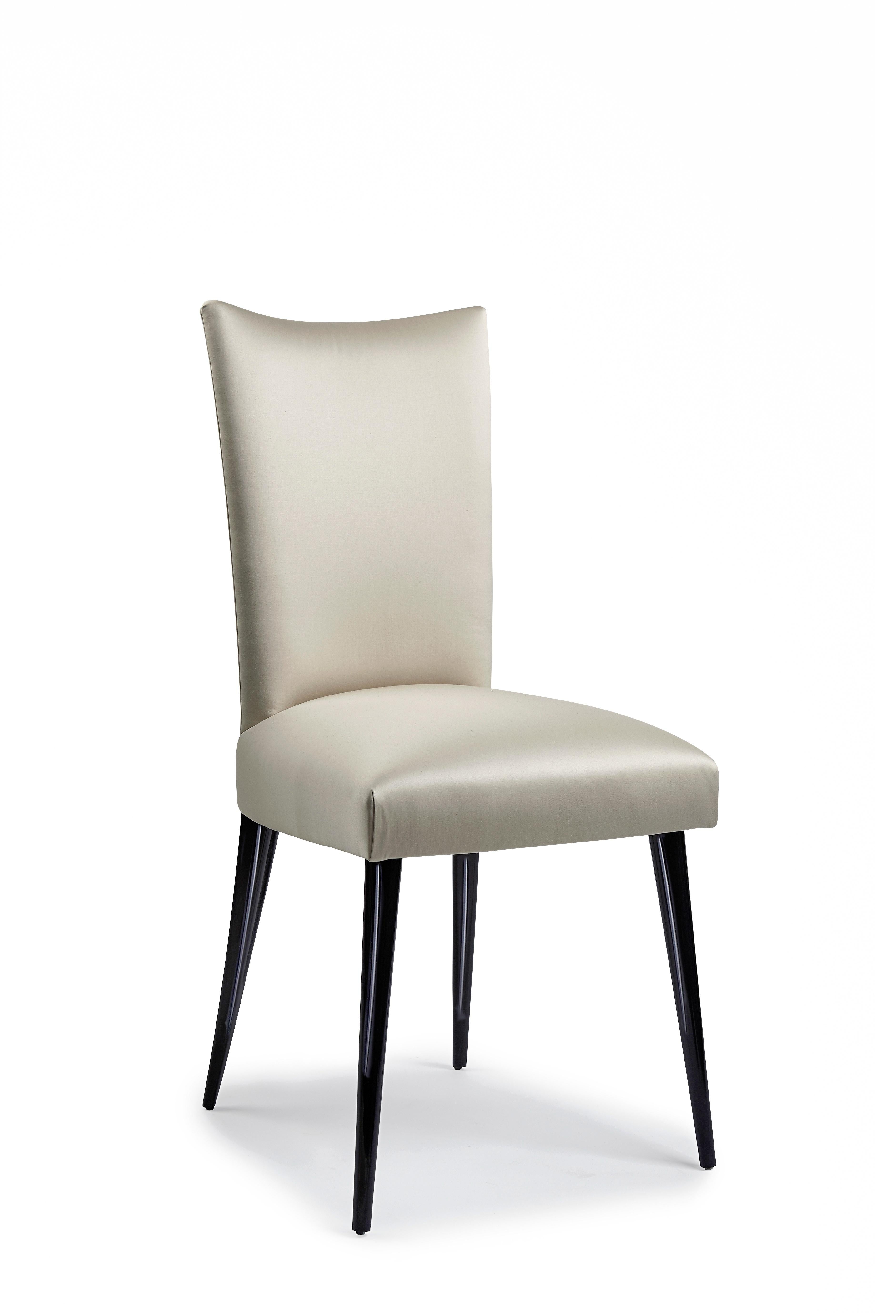 Stiletto-Stuhl aus Aiveen Daly Agave von Aiveen  (Gobelinstrickerei) im Angebot