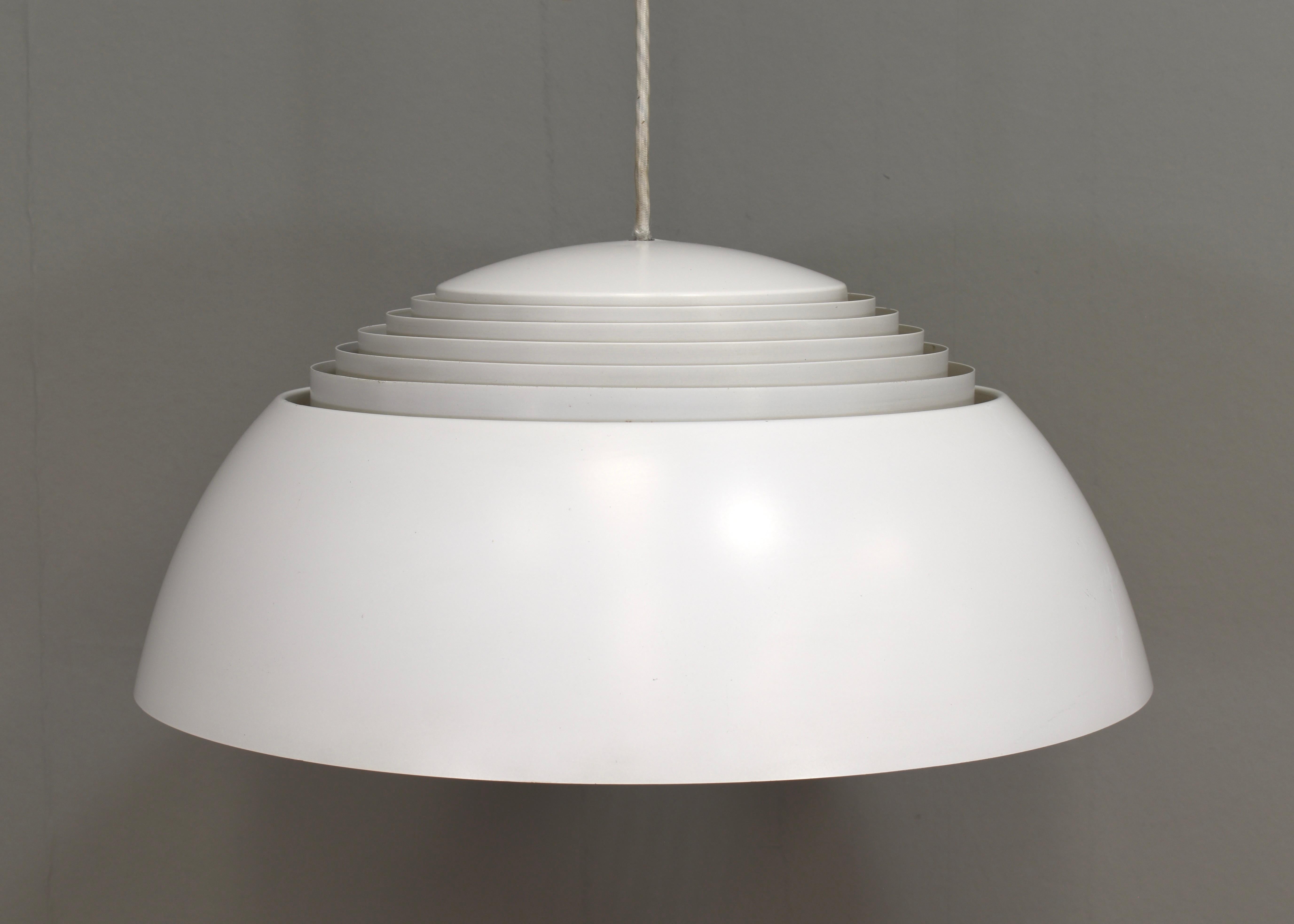 Danois Lampe suspendue AJ Royal par Arne Jacobsen pour Louis Poulsen, Danemark - 1957 en vente
