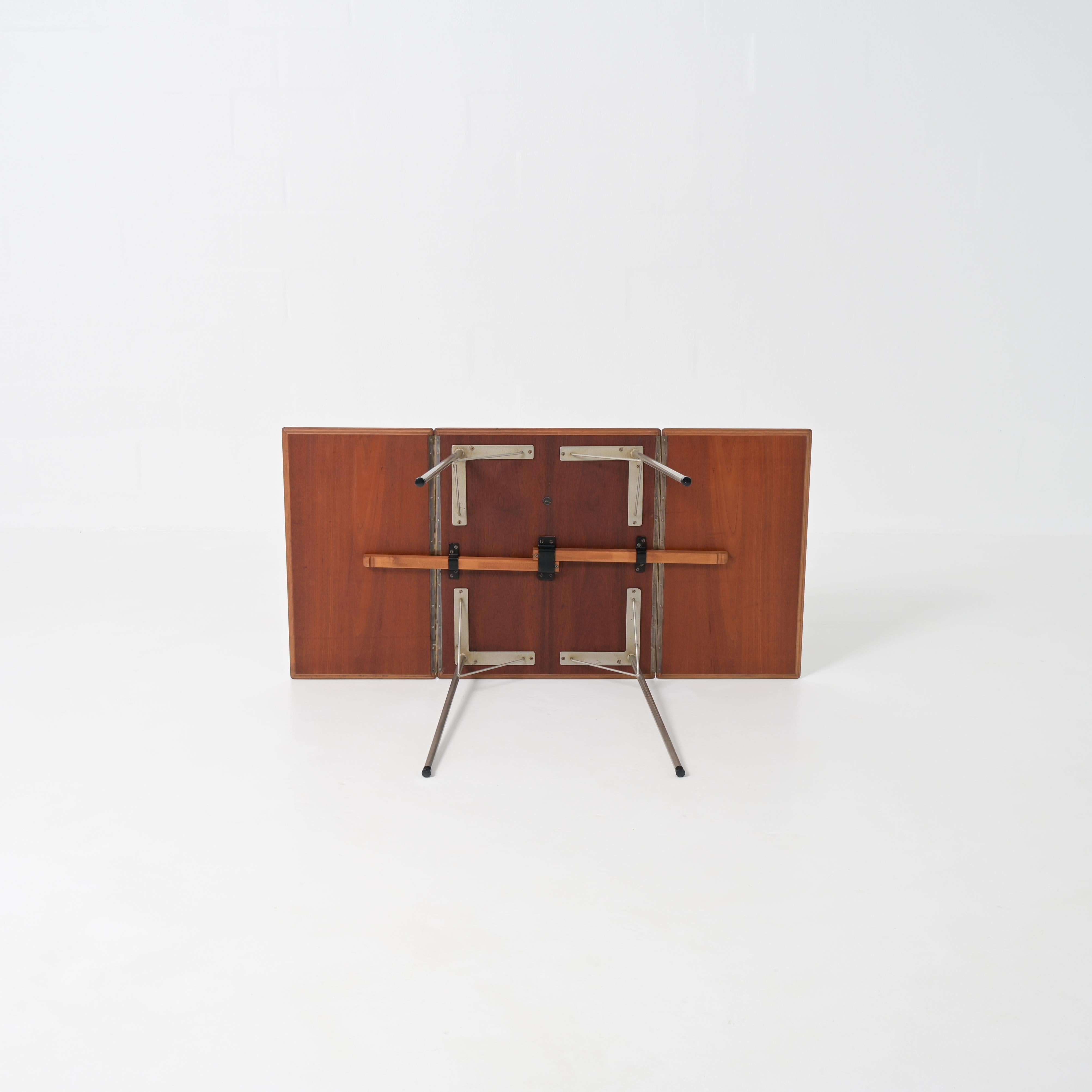 AJ3601 table by Arne Jacobsen for Fritz Hansen For Sale 10