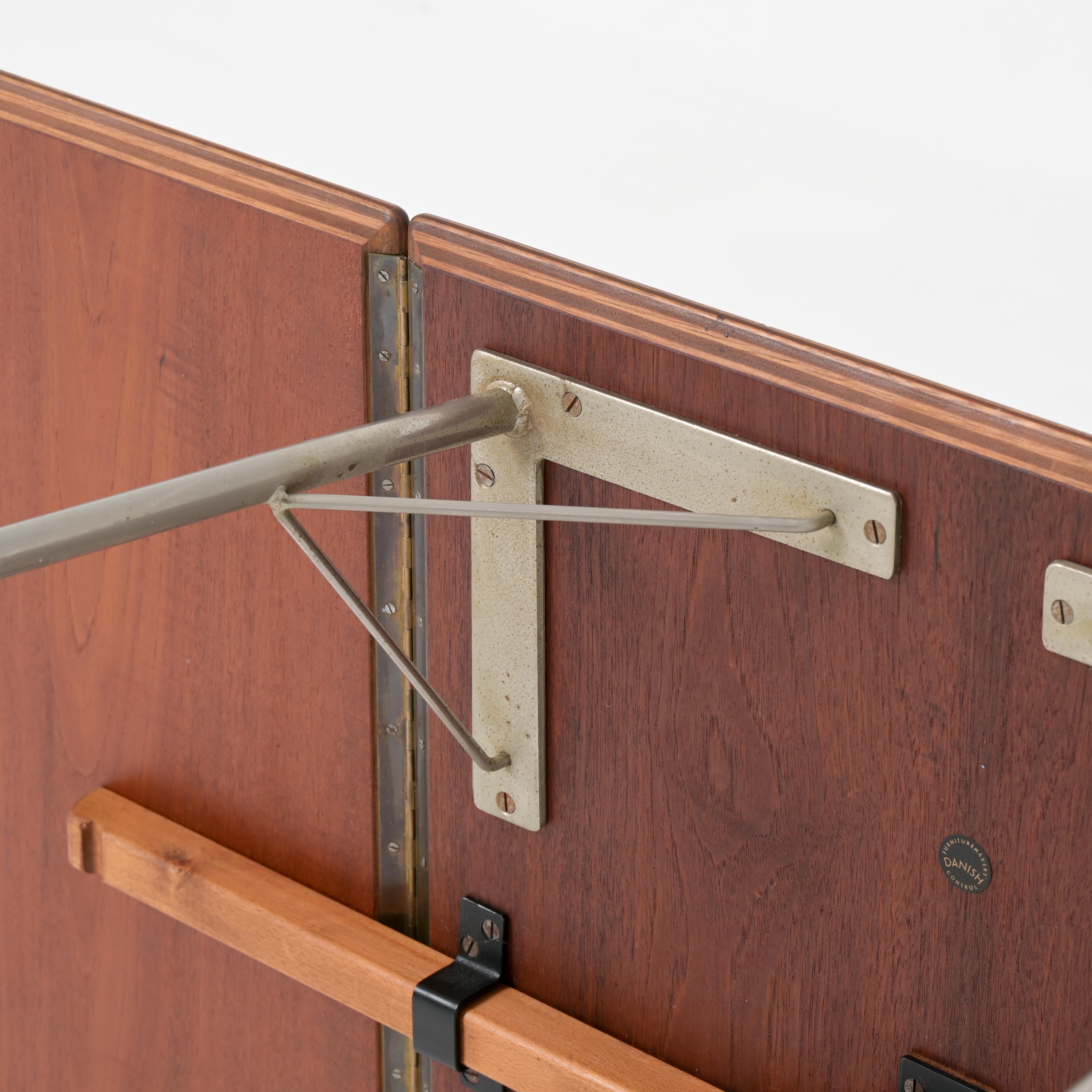 AJ3601 table by Arne Jacobsen for Fritz Hansen For Sale 11