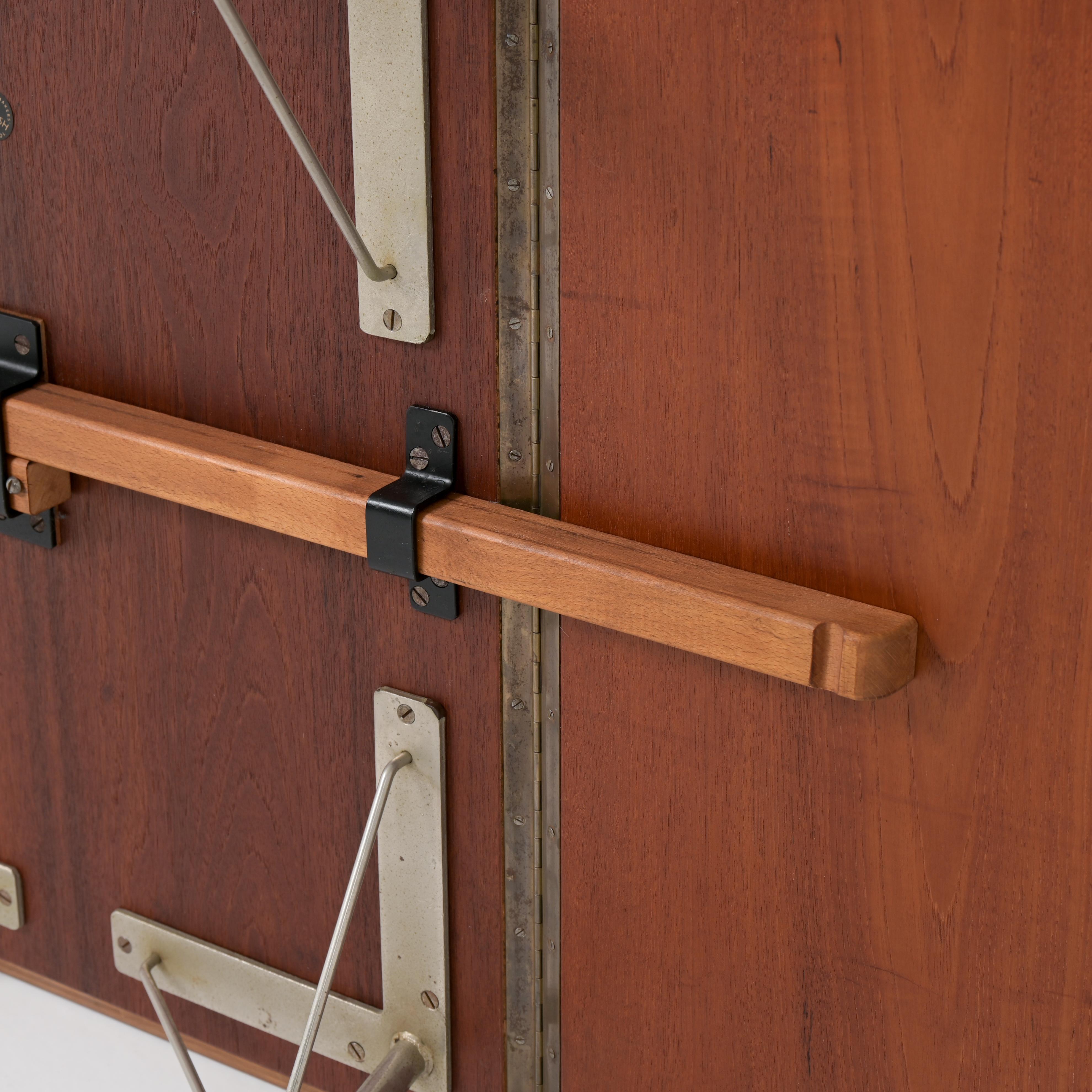 AJ3601 table by Arne Jacobsen for Fritz Hansen For Sale 13