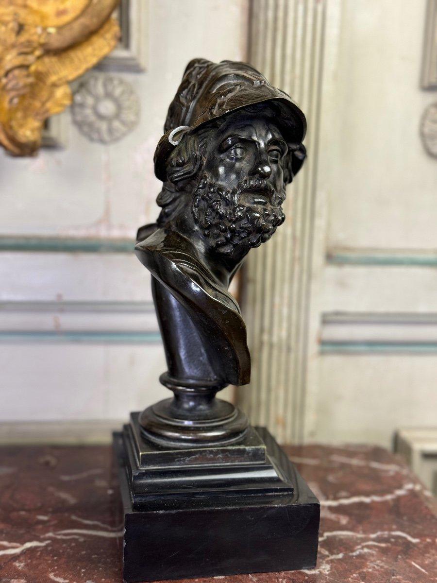 Busto di Aiace, bronzo patinato nero su base di marmo nero belga, XIX secolo in vendita 4