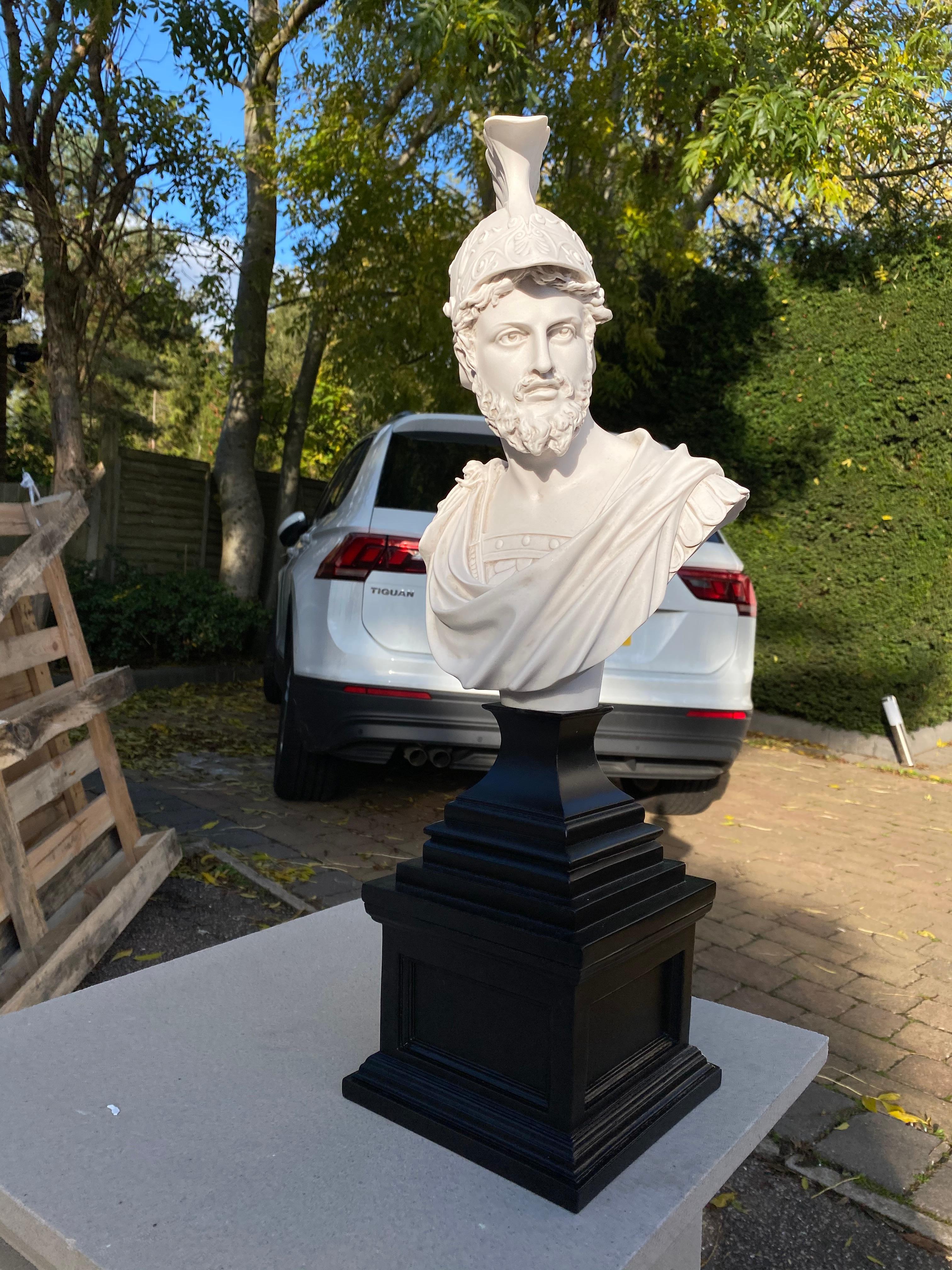 Marmo Aiace su un grande monte - Scultura classica del XX secolo in vendita