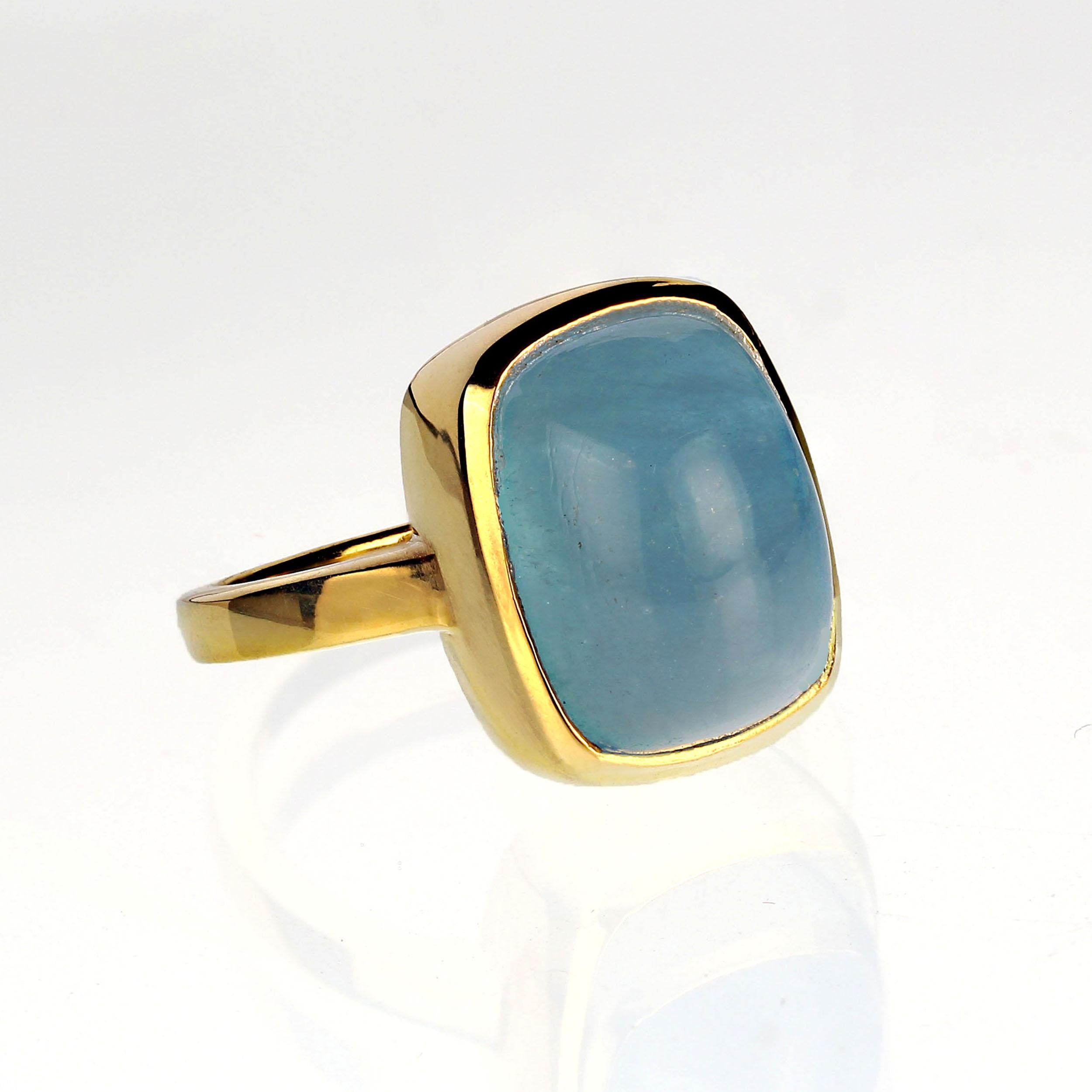 AJD 13ct Awesome Aquamarine Cabochon in Bezel Gold Rhodium Ring For Sale 2