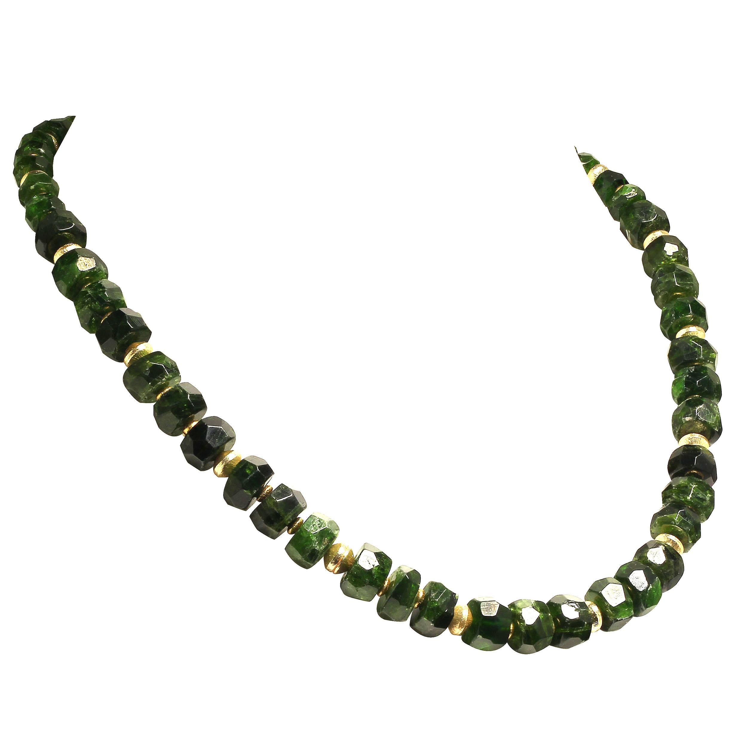 AJD 17 pollici  Collana di diopside di cromo verde sfaccettato in vendita 1