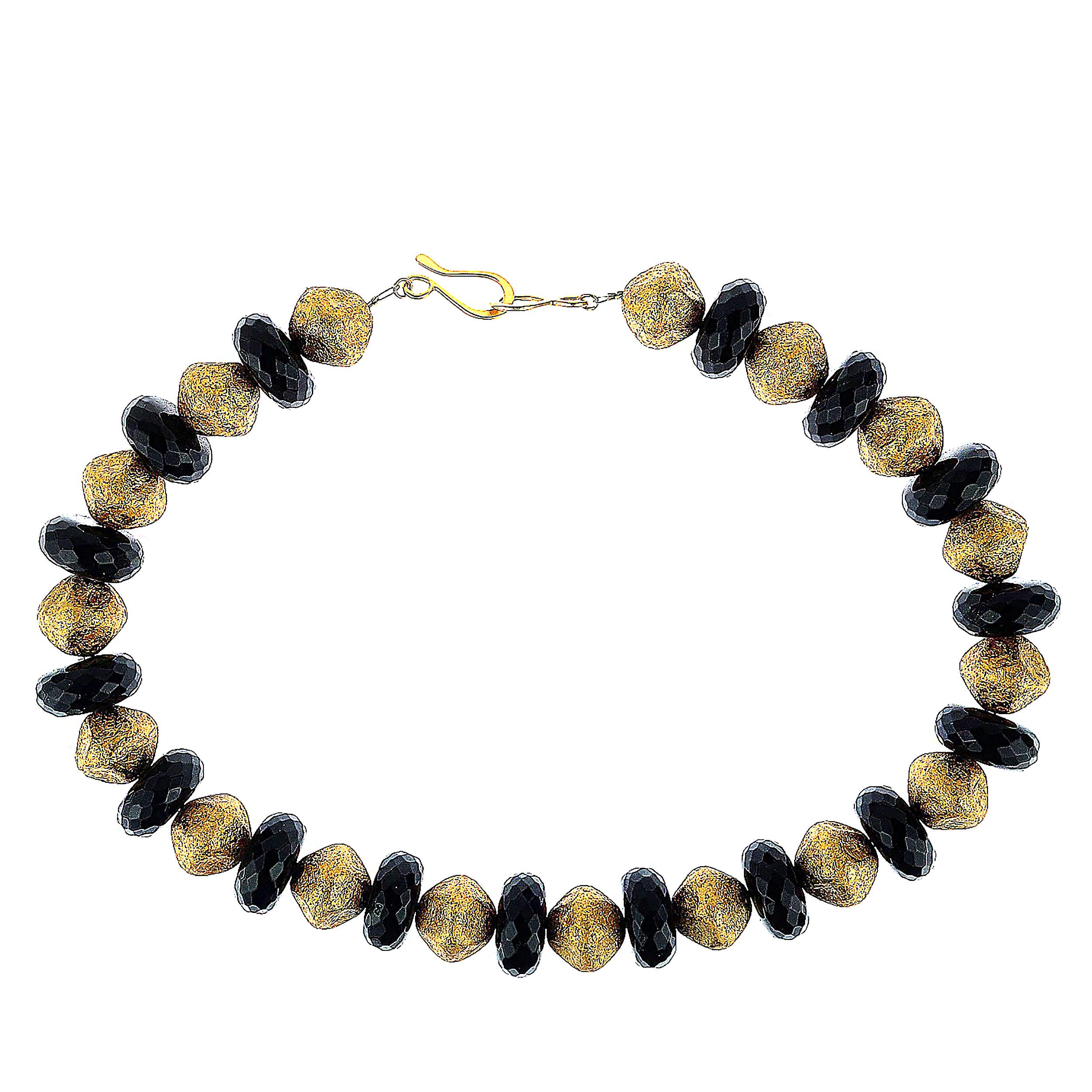 AJD 18 Inch Elegant Black Onyx and Antique Gold Bead Necklace  Great Gift!! In New Condition For Sale In Raleigh, NC