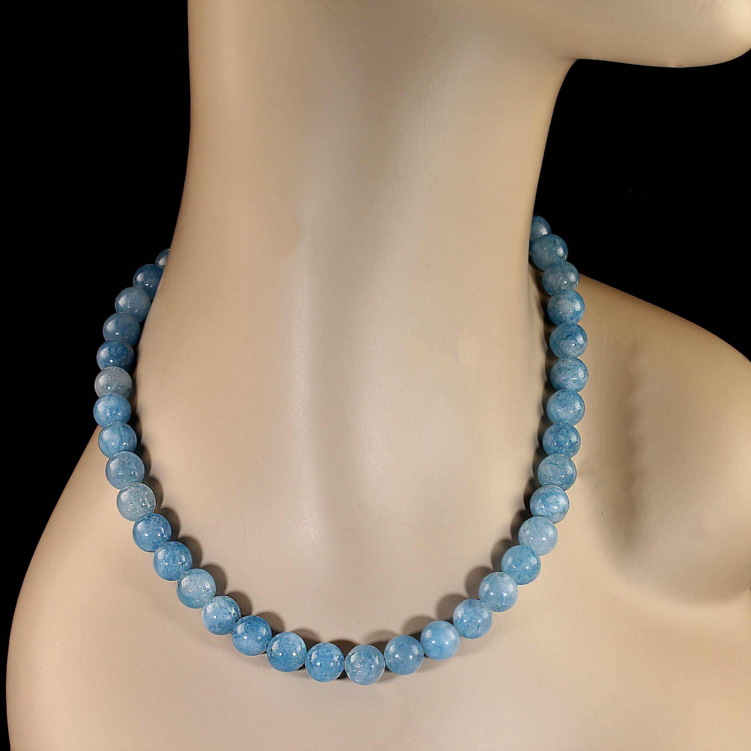 AJD Collana da 18 pollici di acquamarina blu traslucida altamente lucidata in vendita 4