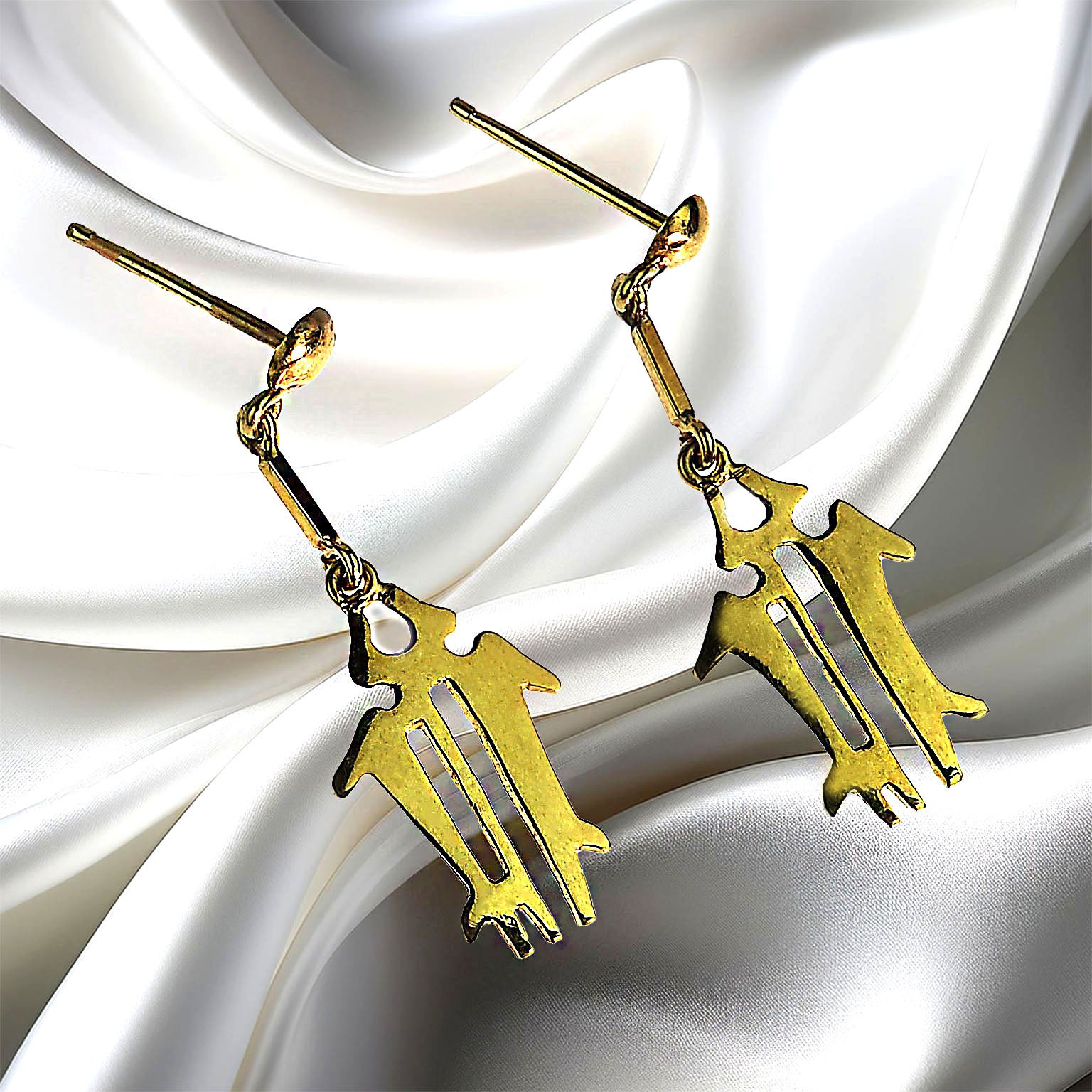 AJD 18 Karat Yellow Gold NAZCA Lines Earrings   Great Gift!!