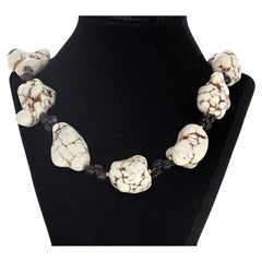 AJD 20" Elegant Real Howlite & Polished Flips of Smoky Quartz Necklace