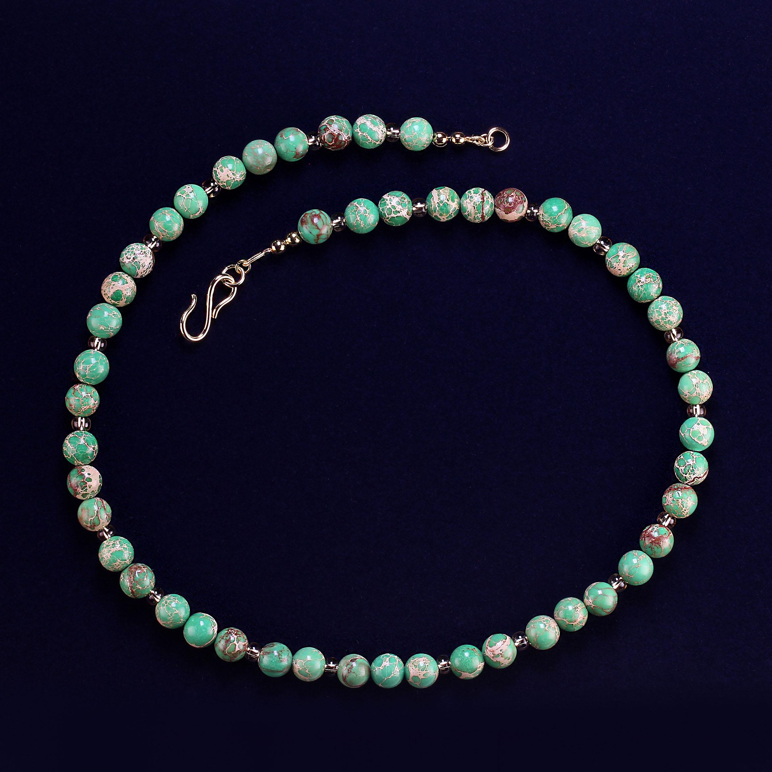 Women's or Men's AJD 20-Inch Natural Green Imperial Stone Necklace For Sale