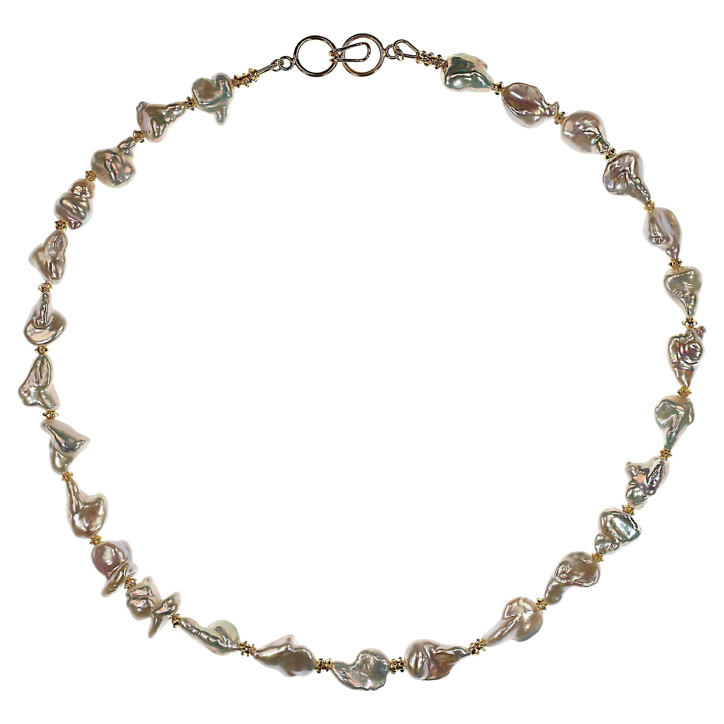 ✨ Elegant 20-Inch White Teardrop Pearl Necklace ✨

Elevate your jewelry collection with this stunning 20-inch necklace featuring luminous white teardrop-shaped pearls. Each pearl boasts a soft iridescent sheen that catches the light beautifully,