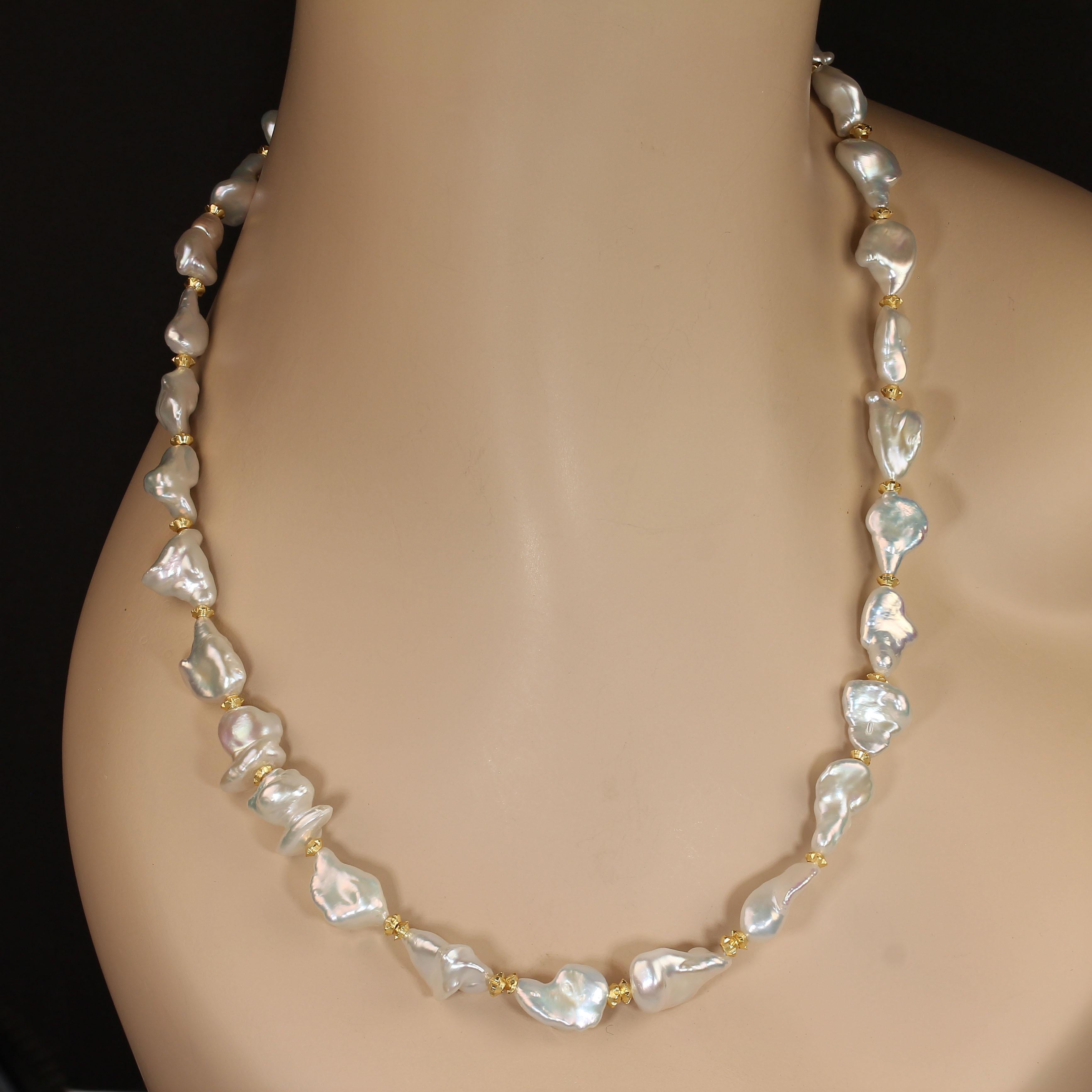 AJD 20 Inch White Tear Drop Shape Pearl Necklace with Goldy Accents In New Condition For Sale In Raleigh, NC