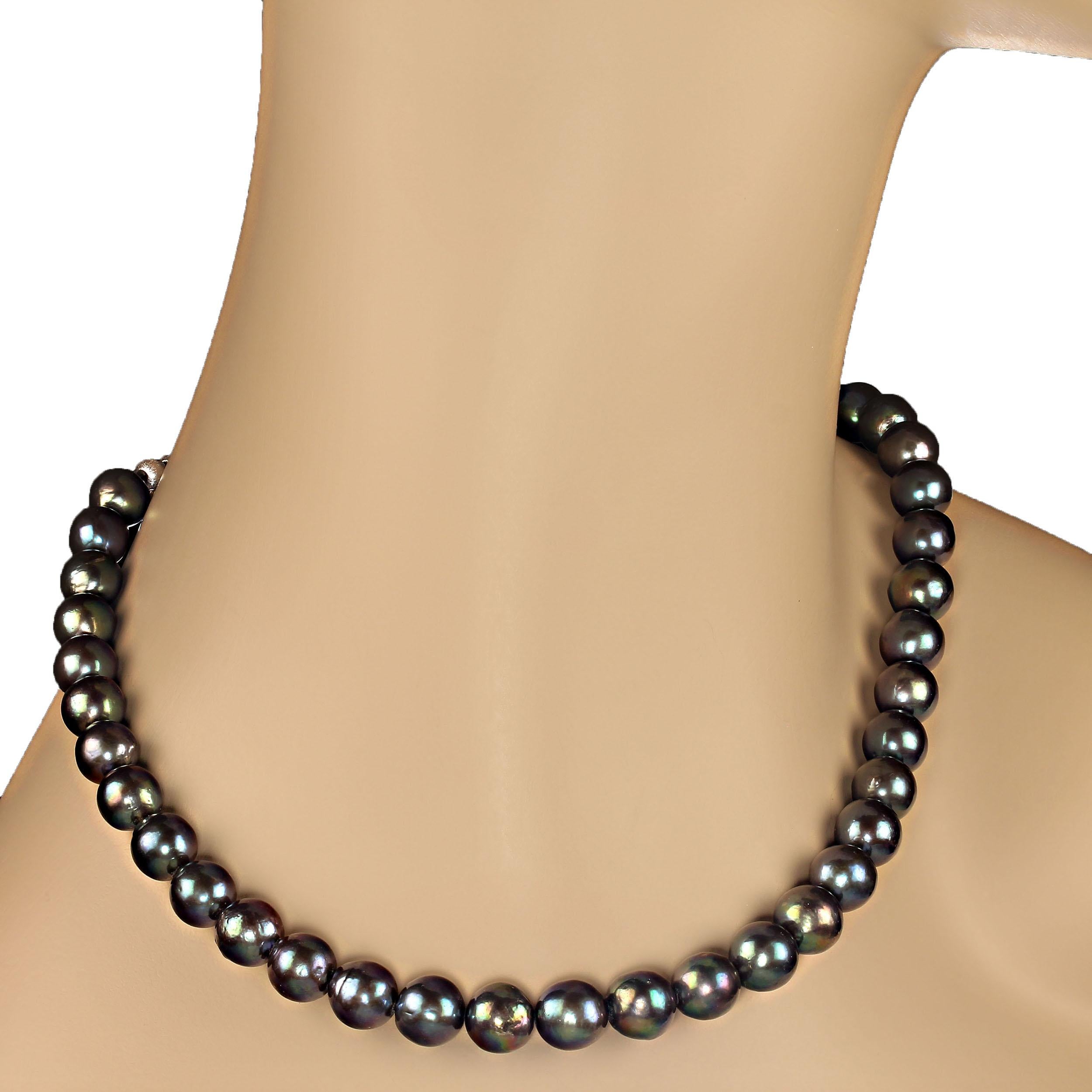 AJD 21 Inch Iridescent Deep Blue/Green 10MM Pearl necklace Great Gift! For Sale