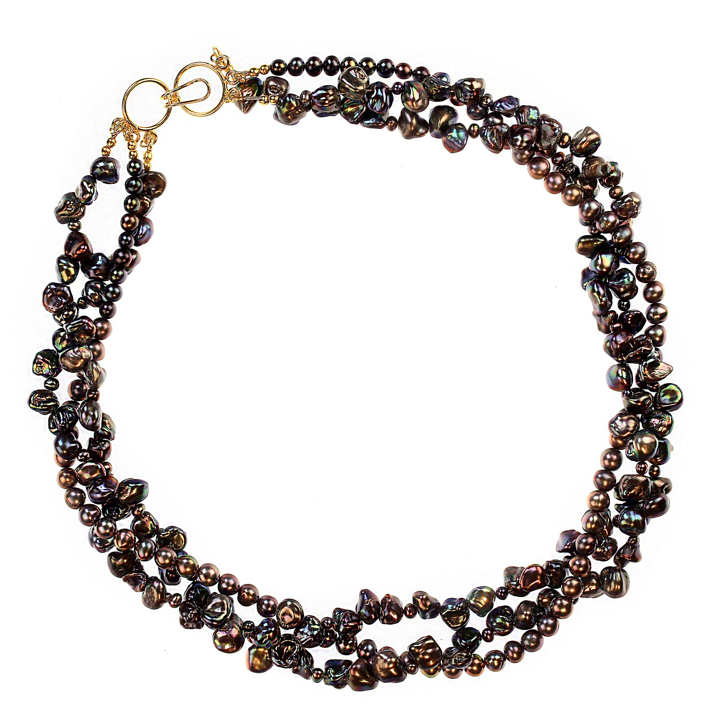 AJD Collier de perles de paon iridescentes à trois rangs de 21 pouces en vente 2
