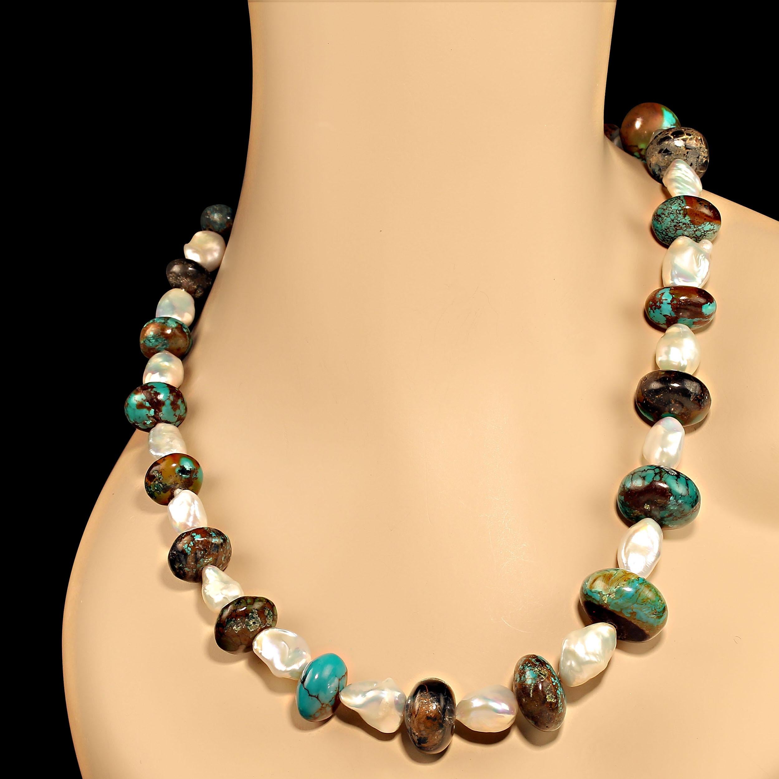 AJD 22 Zoll Halskette Hubei Türkis gemischt mit weißer Süßwasserperle (Perle) im Angebot