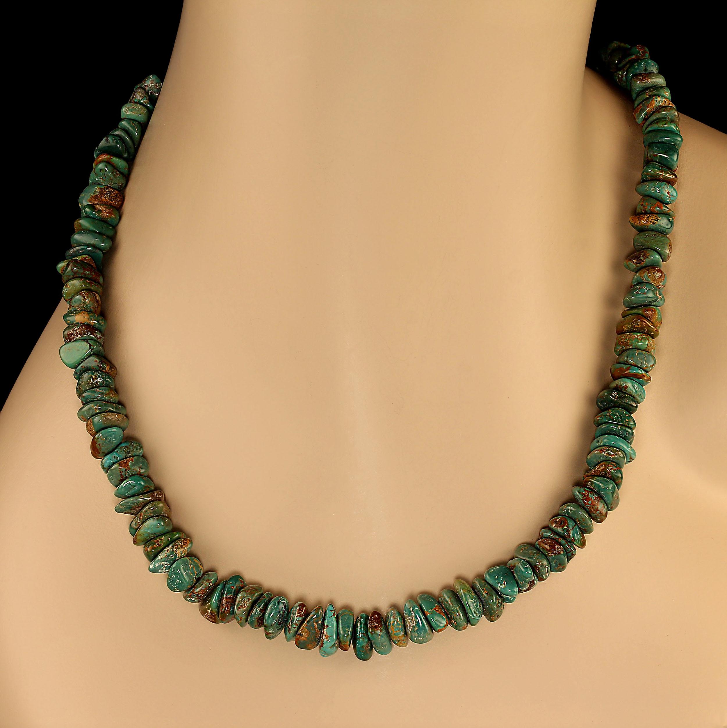 AJD 22 Inch Polished Green Turquoise Nugget Necklace In New Condition In Raleigh, NC